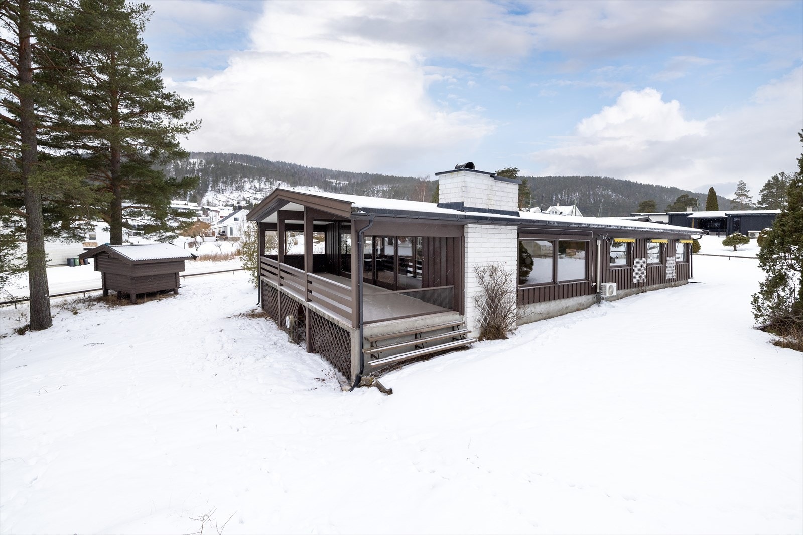 Boligen er en eldre funkis-enebolig, et solid utgangspunkt for deg som vil skape ditt eget. Galleribilde