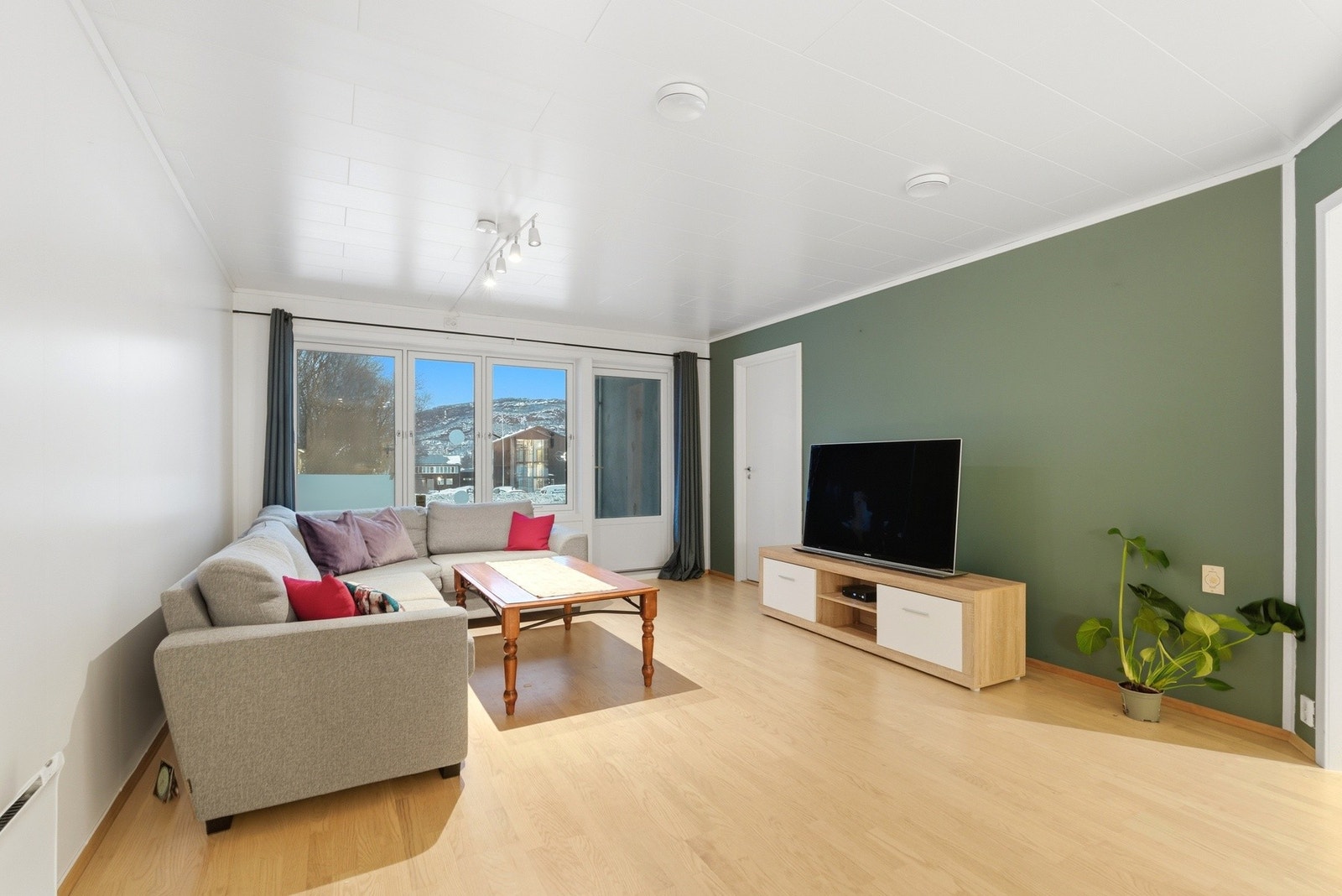 En praktisk leilighet med gode fasiliteter og nærhet til både skoler, barnehager og ellers kort vei til sentrum Galleribilde