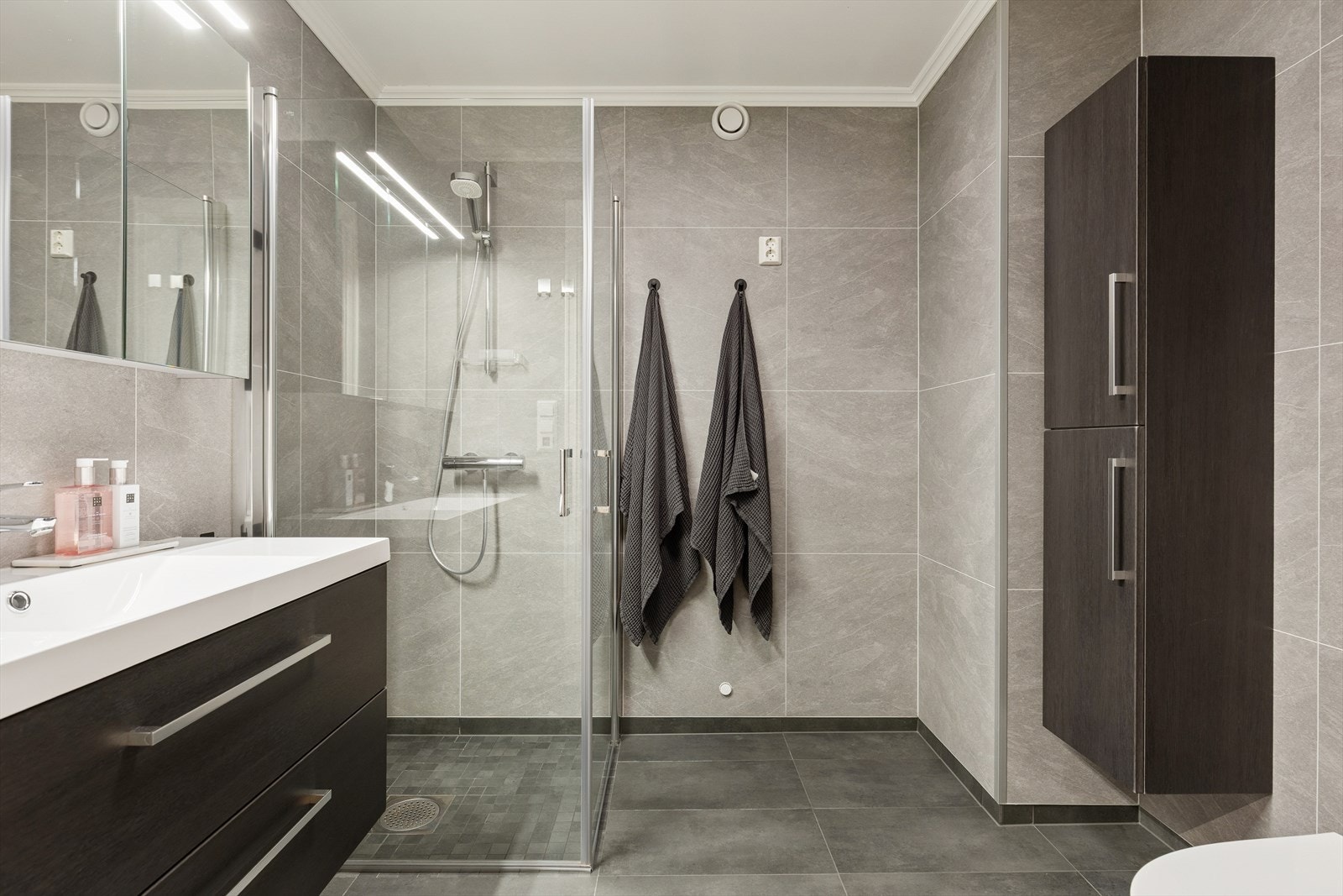 Bad fra 2022. Galleribilde