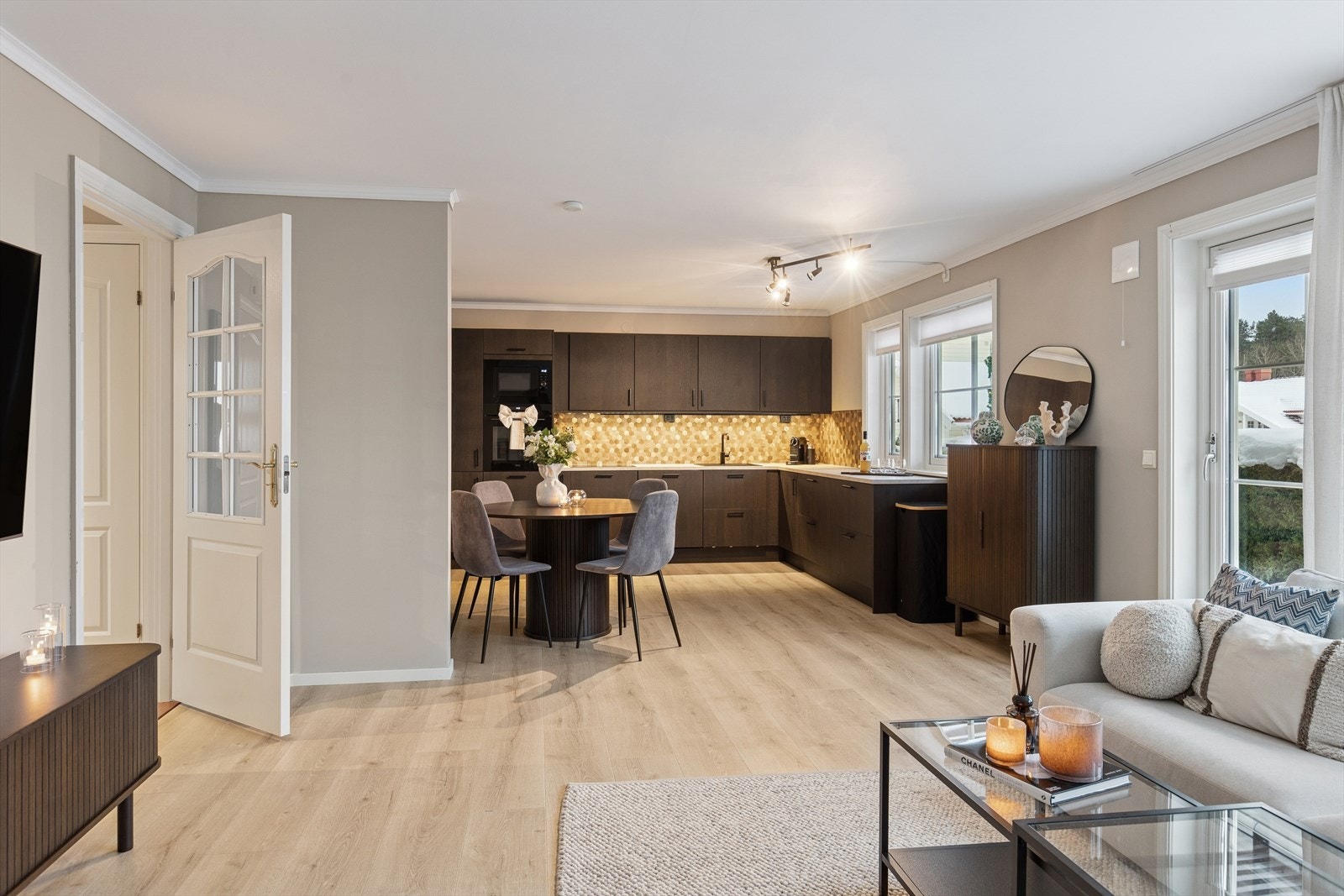 Åpen og sosial løsning. Galleribilde