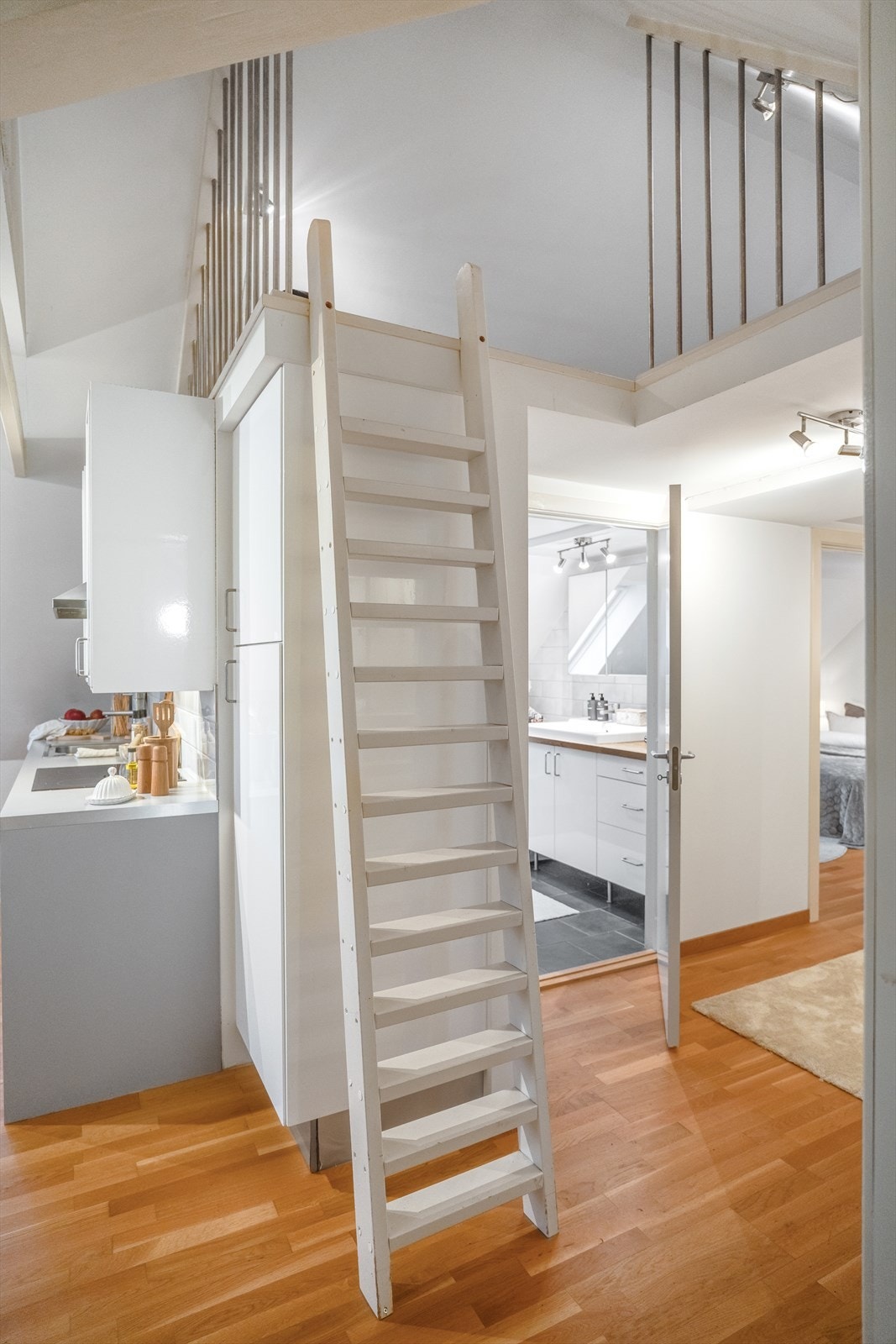 Trappestige til hems Galleribilde