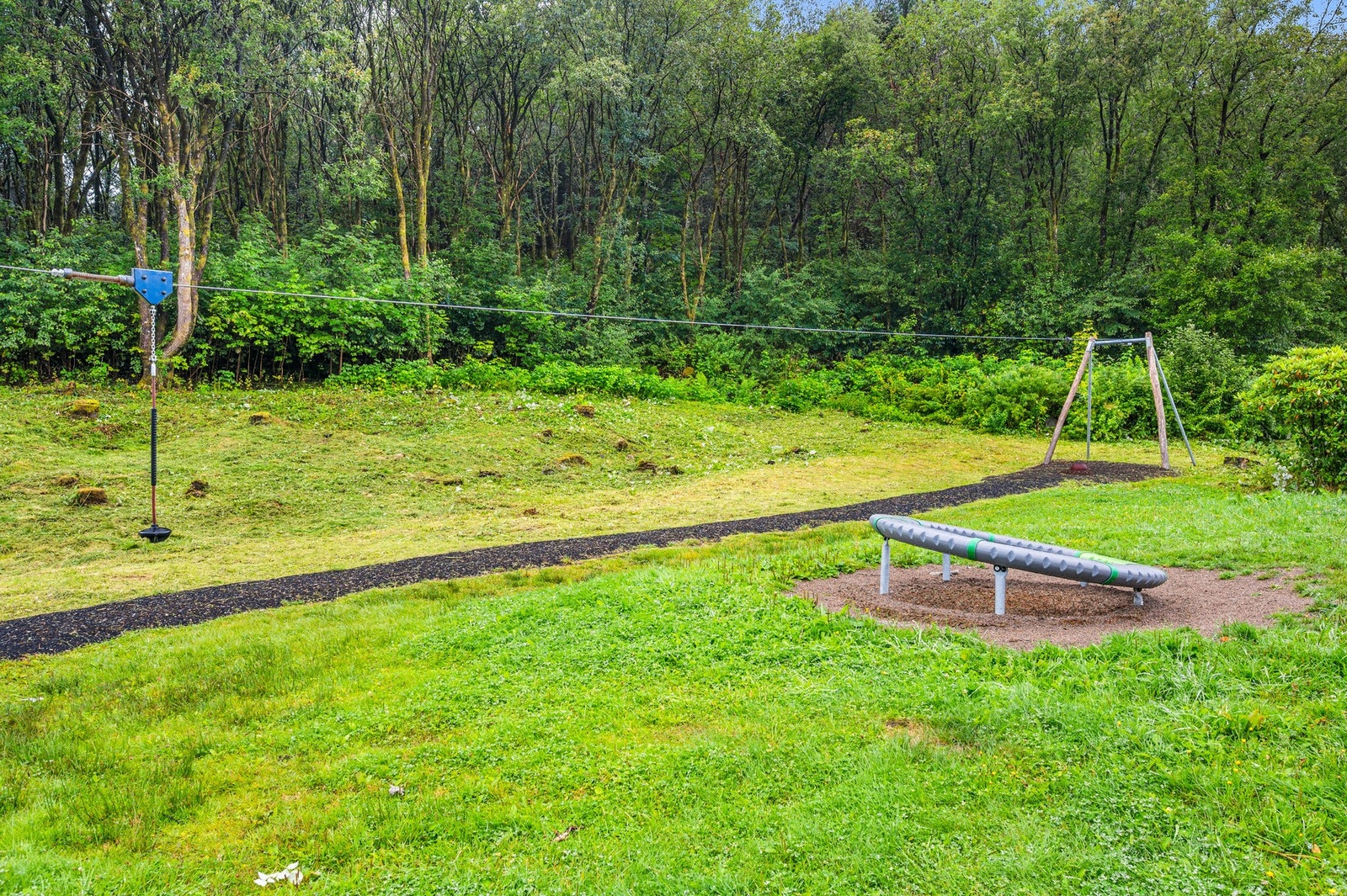 Området er barnevennlig, innen gangavstand er det både barnehage og skole. Galleribilde