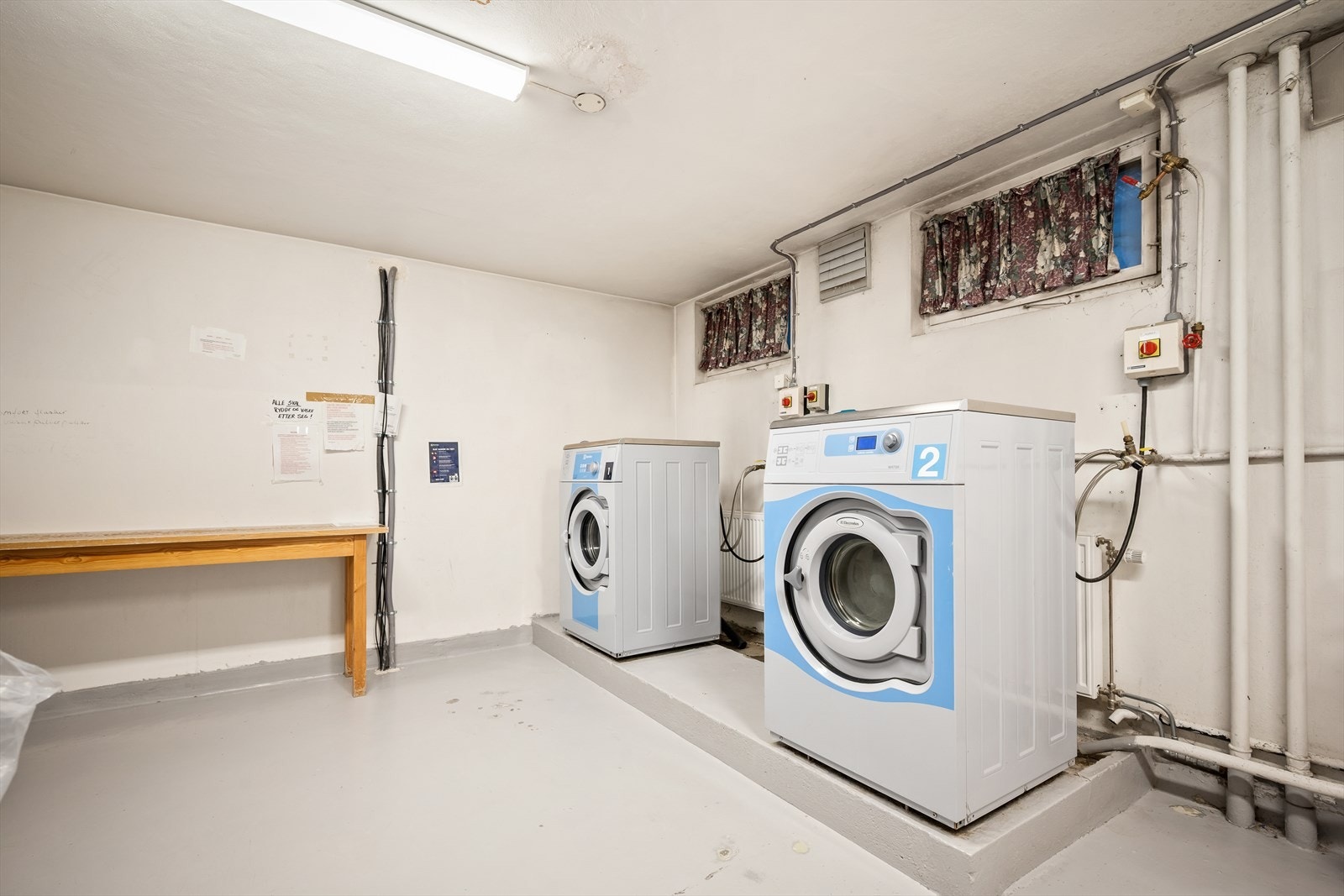 Fjellvang Borettslag har fellesvaskeri i kjelleren, lett tilgjengelig! Galleribilde