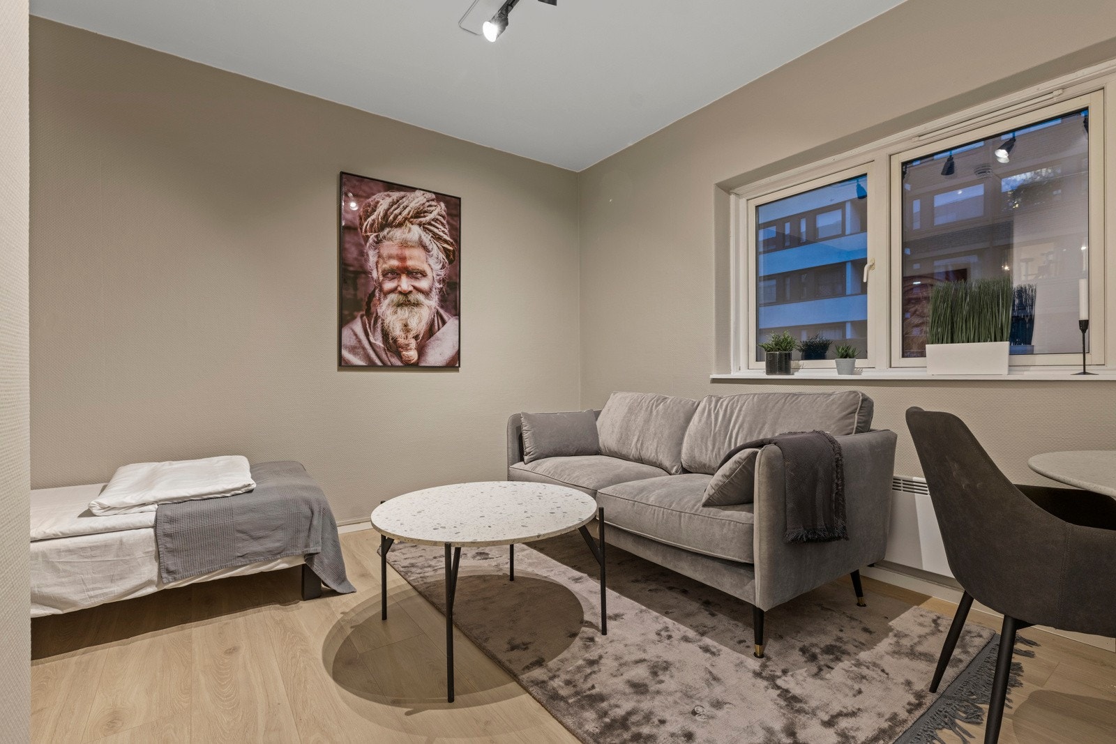 Dagfoto - H0105 02 Galleribilde