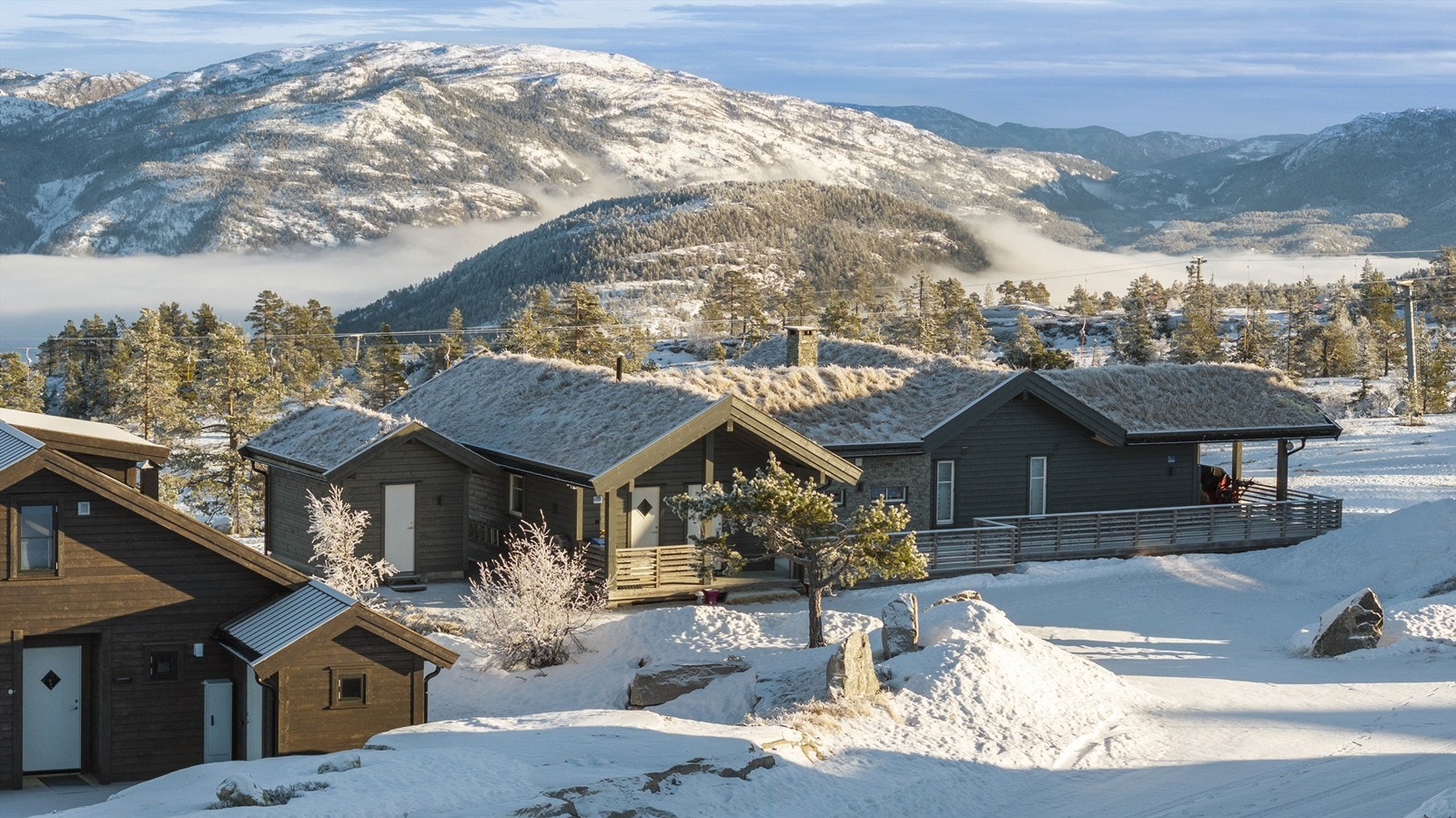 Hytten har alt på en flate og med tilliggende utebod Galleribilde