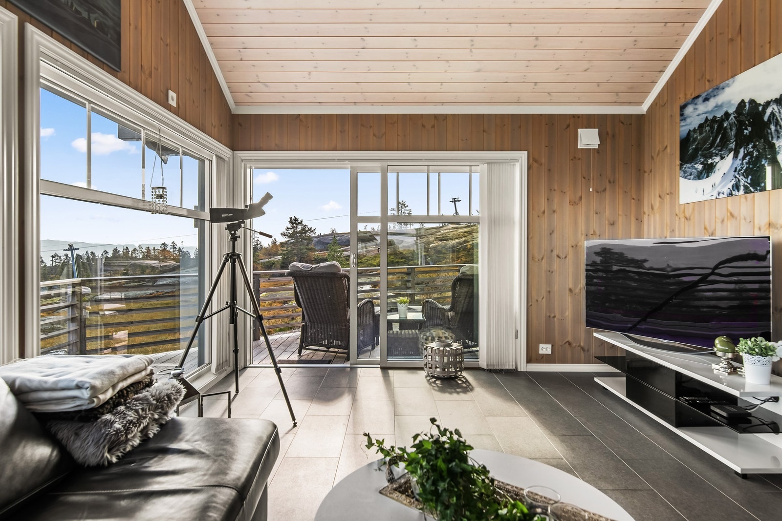 Perfekt hytte for den kresne! Alt på en flate - 4 soverom, 2 bad - Høy standard - Magisk utsikt Galleribilde