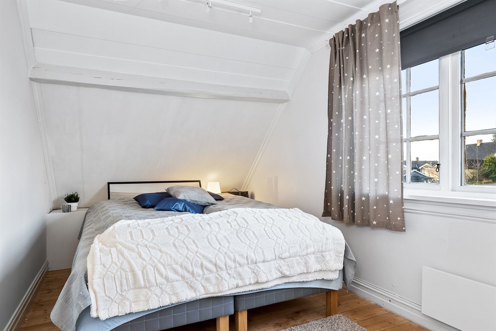 Soverom i 2. etasje Galleribilde