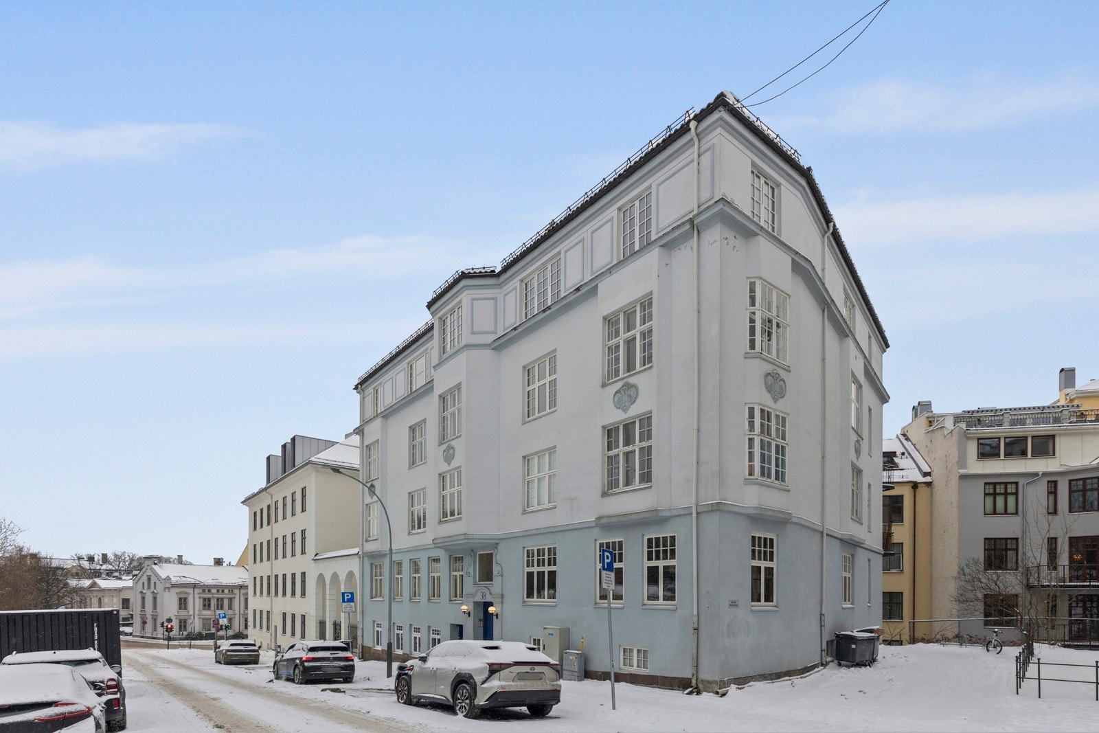 Klassisk bygård fra 1917 Galleribilde