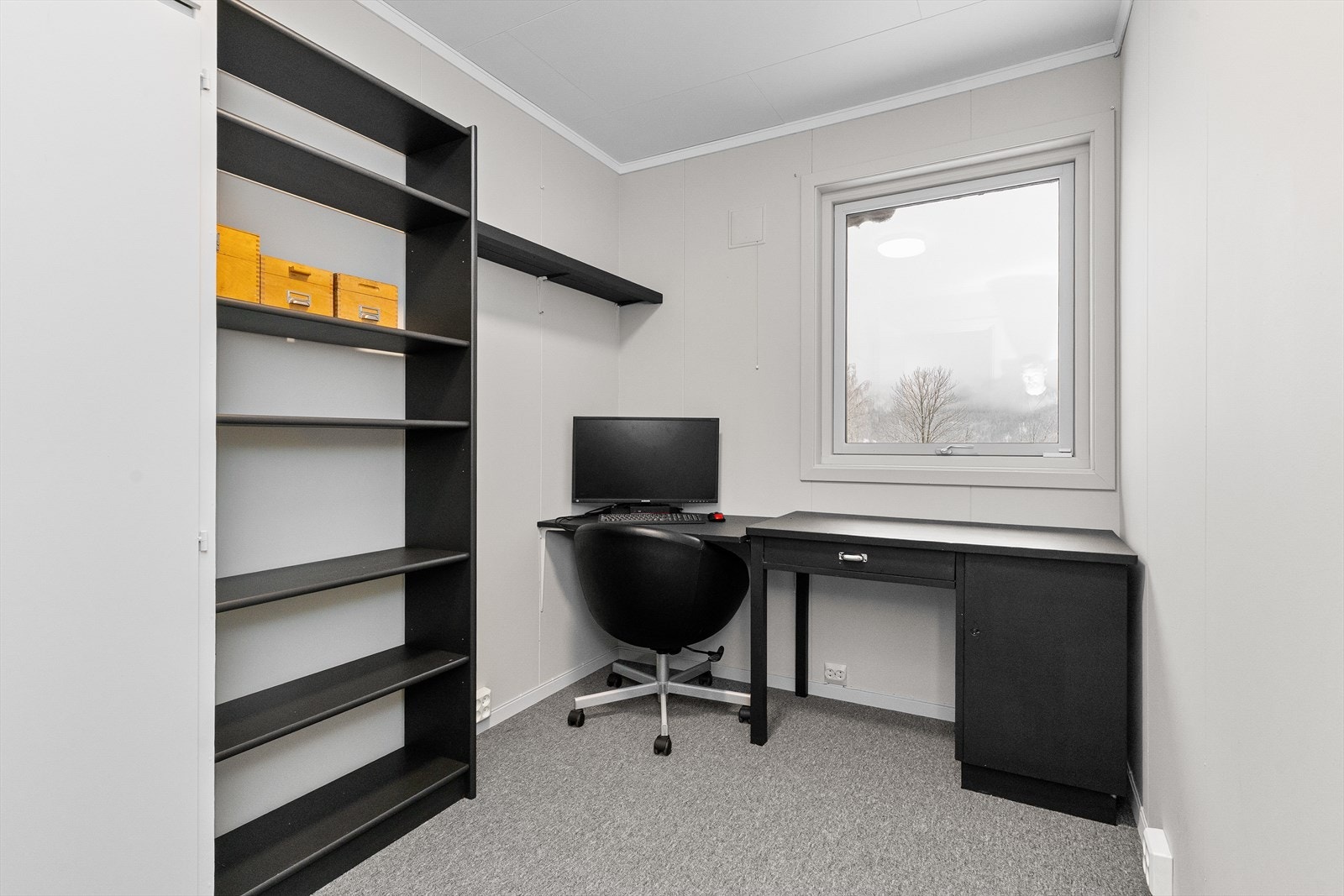 Soverom 3 er i dag innredet som kontor. Galleribilde