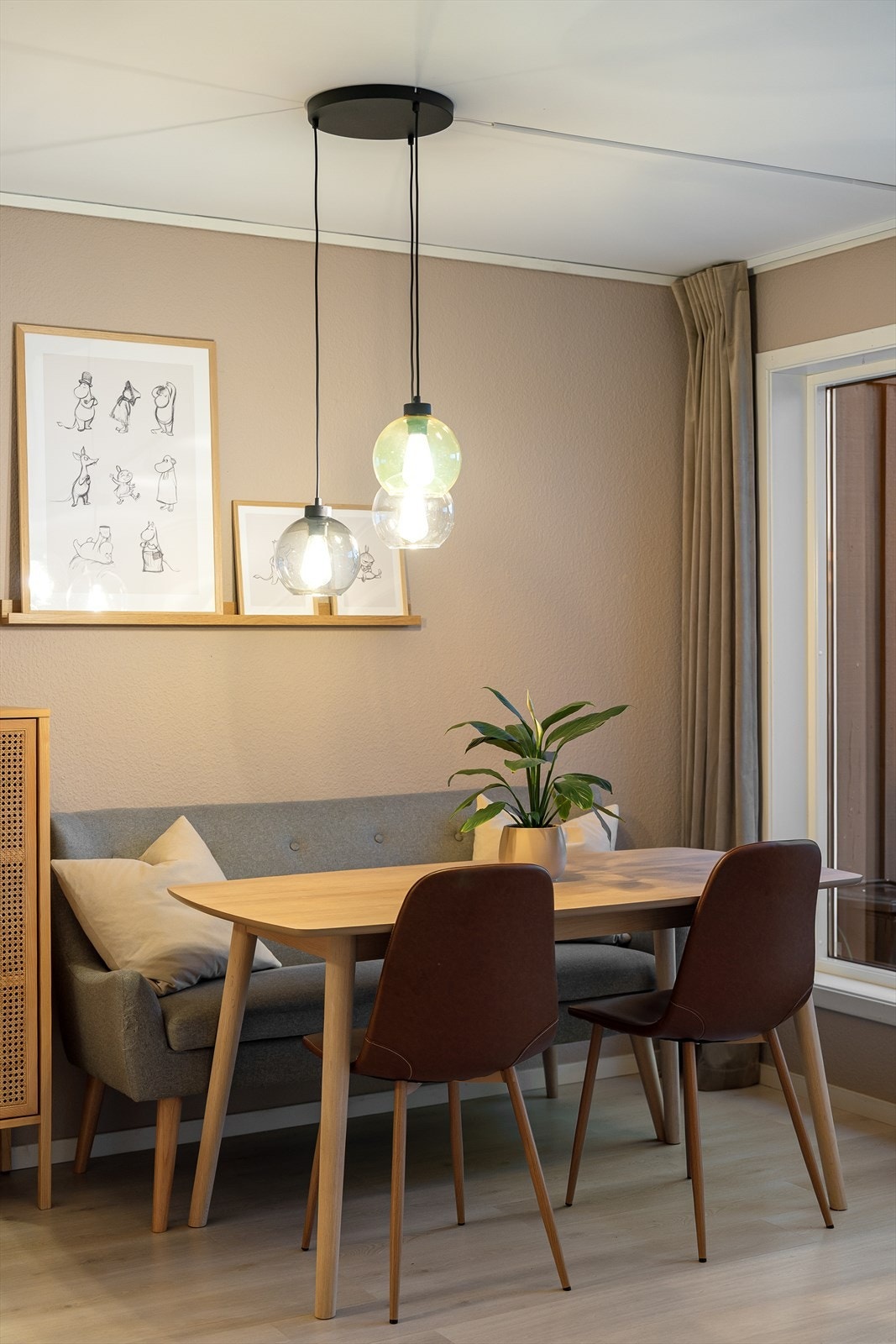 1. etasje - Stue Galleribilde