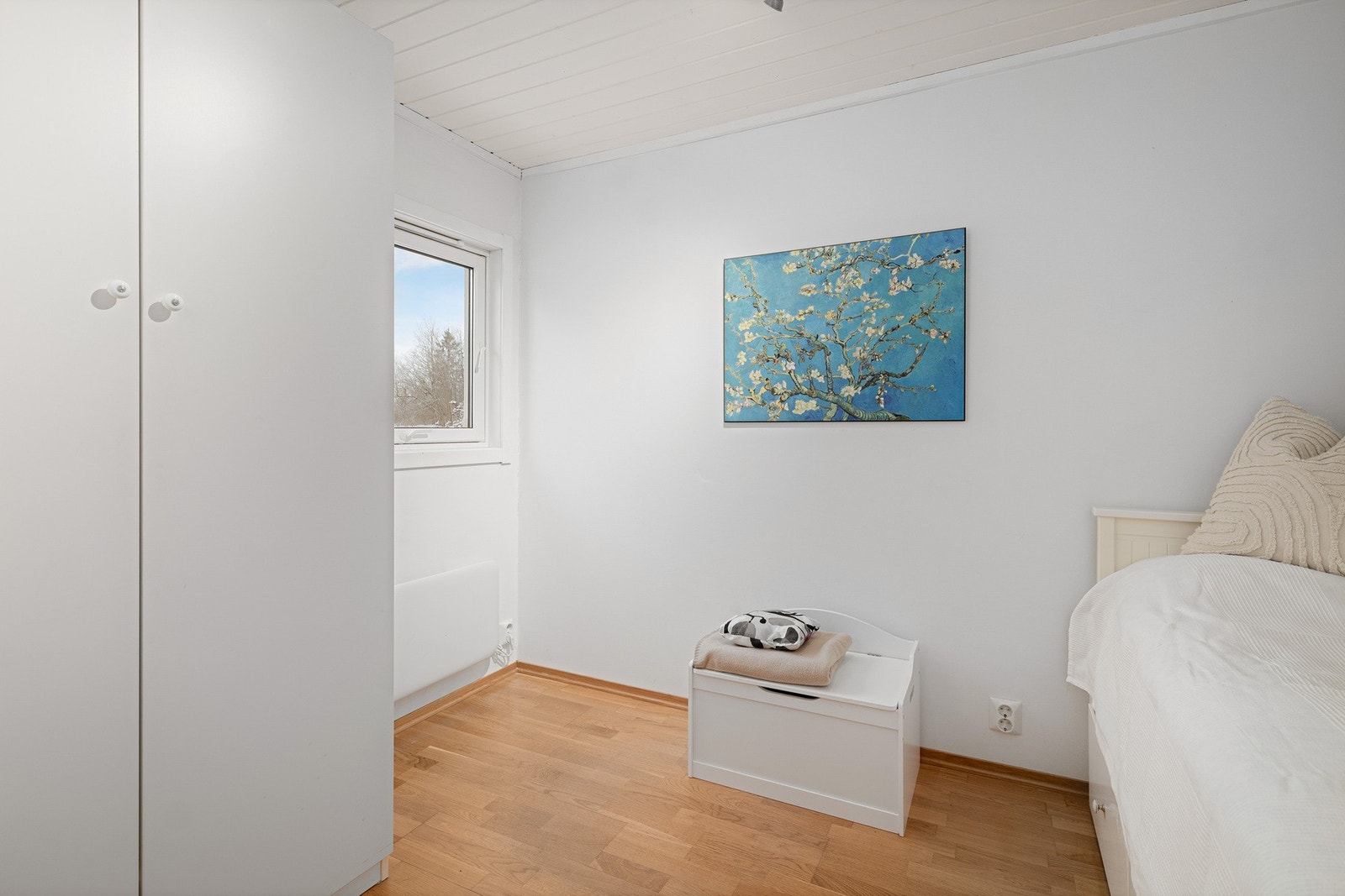 Rommet har en sval plassering mot øst. Galleribilde