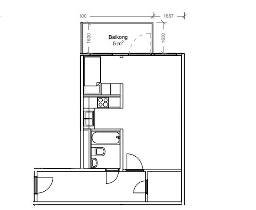 Borettslaget søker om balkong mot bakgård. Dersom tiltaket godkjennes, skal arbeidet gjennomføres etter en samlet plan med de andelene som får tillatelse. Kjøper vil deretter være ansvarlig for alle kostnader, samt videre prosess. Galleribilde