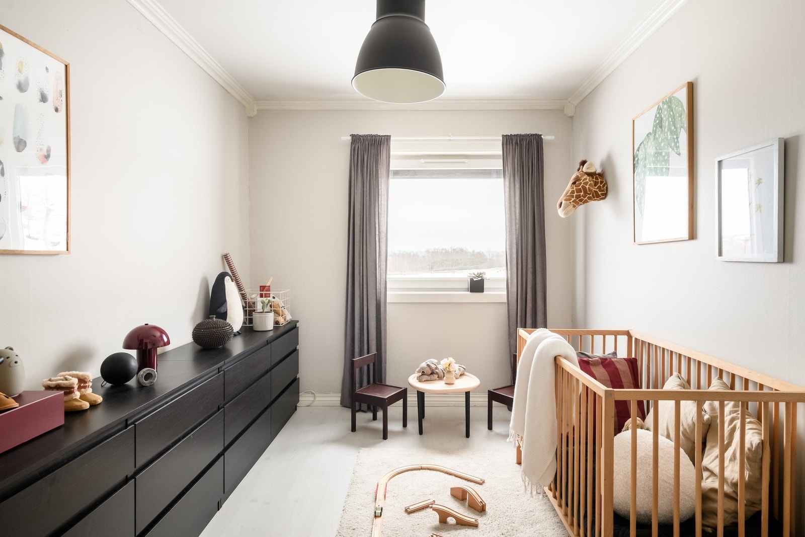 Rommet er fleksibelt i bruk og har oppgraderte gulvflater fra 2016. Galleribilde