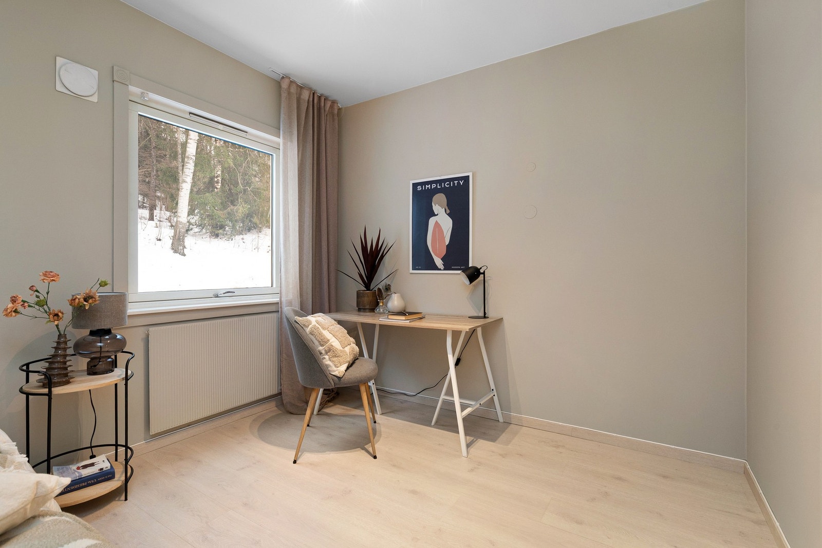 Rommet egner seg godt som f.eks. barnerom, gjesteværelse eller hjemmekontor. Galleribilde