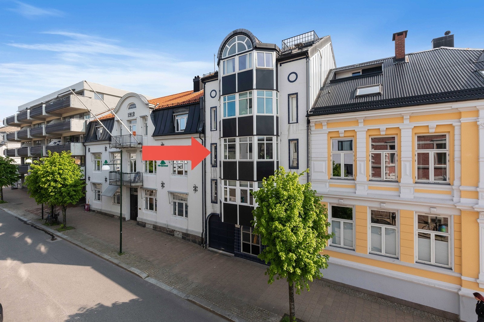 Eiendomsmegler Norge ved Kristian Lossius har gleden av å ønske deg velkommen til Østre Strandgate 7! Galleribilde