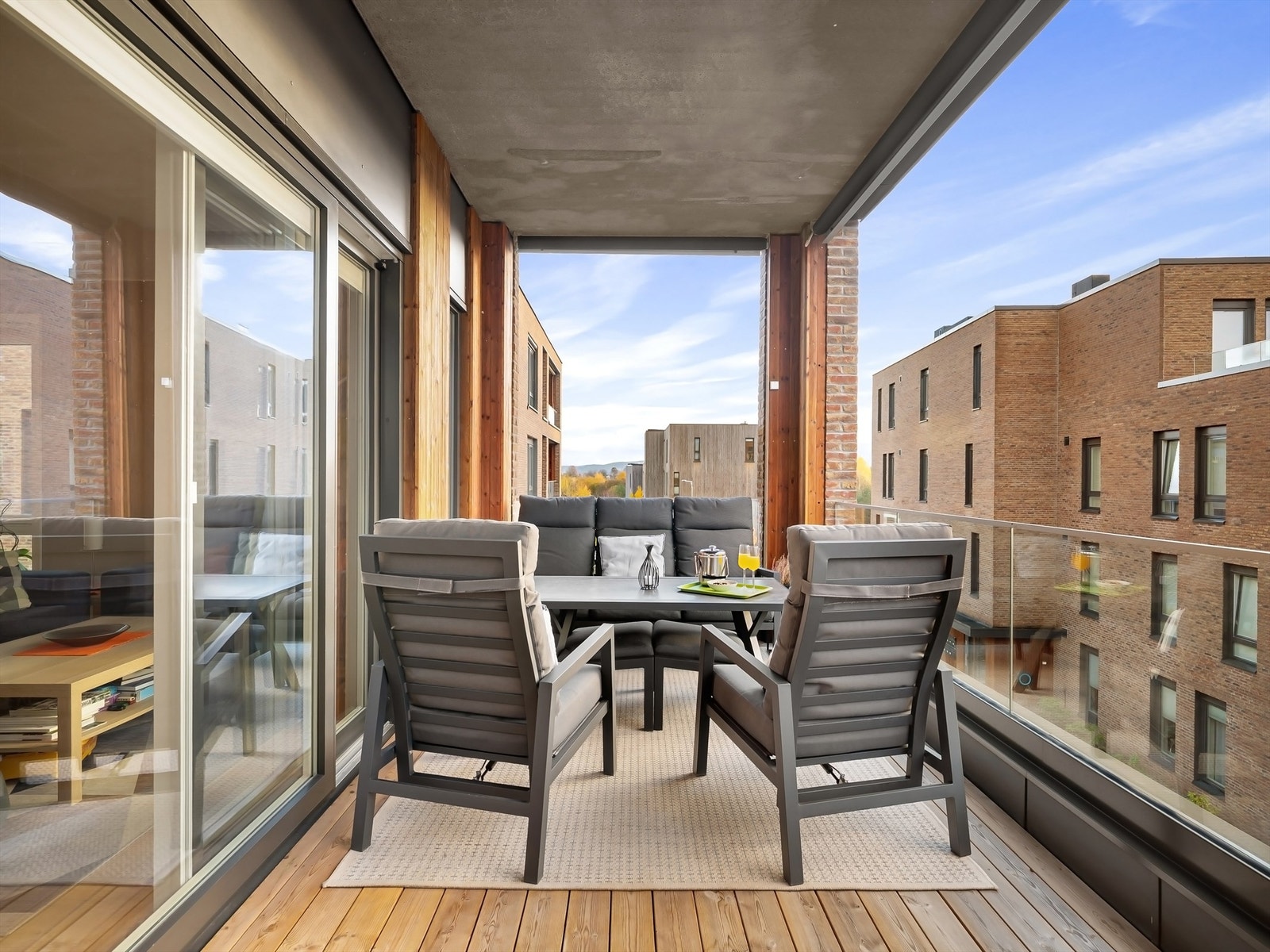 15 kvm sydvestvendt balkong Galleribilde