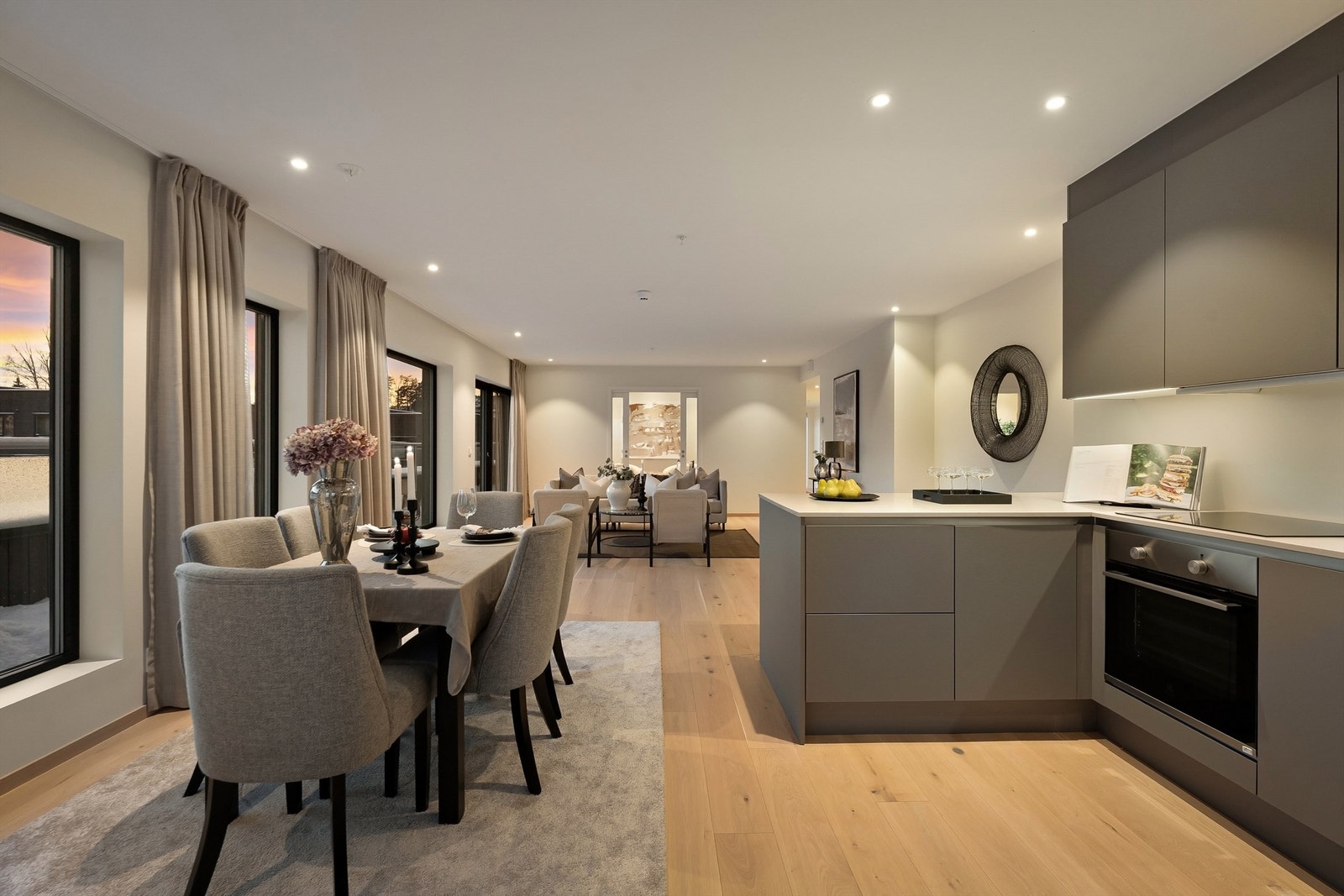 Leiligheten er utstyrt med vannbåren varme og balansert ventilasjon Galleribilde