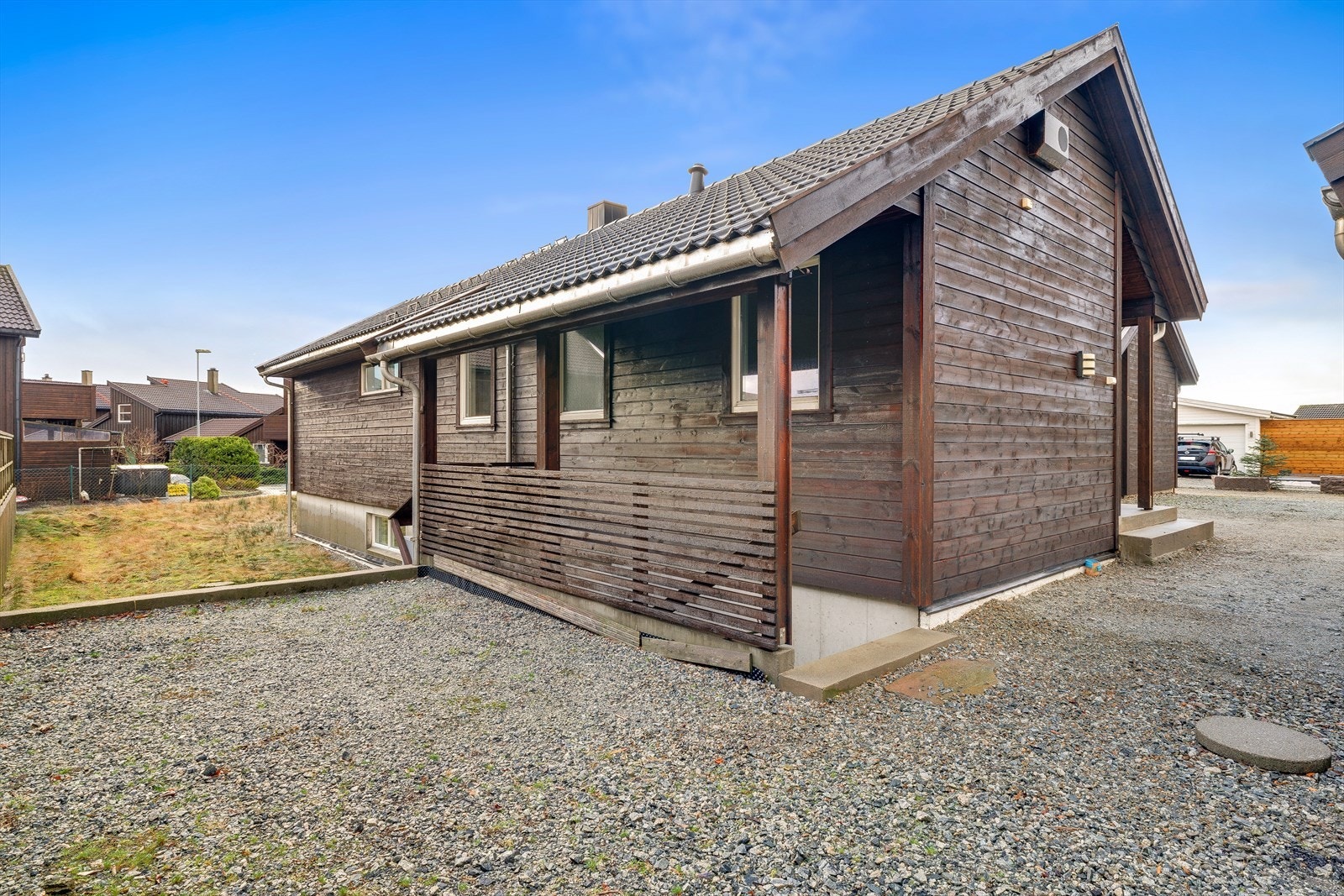 Tilkomsten til underetasjen utenfra Galleribilde