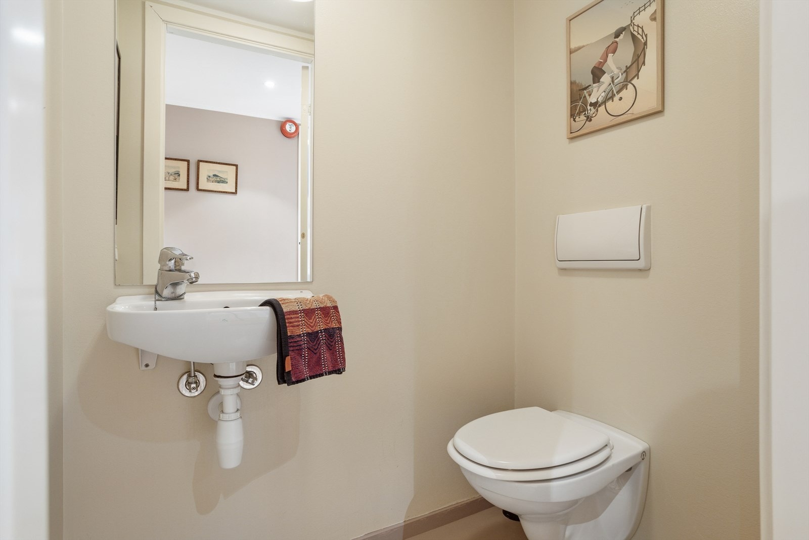 Eget toalettrom, som er perfekt for blant annet gjester. Galleribilde