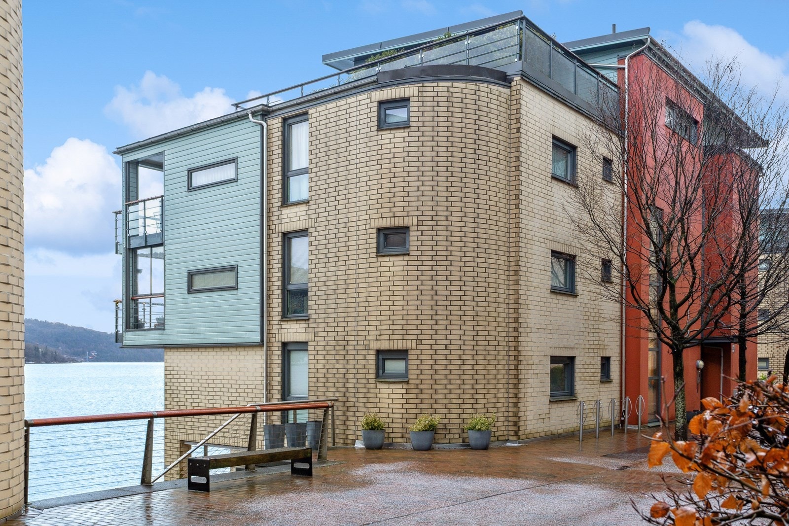 Borettslaget har tre felles takterrasser som kan benyttes om man skulle ønske det. Galleribilde