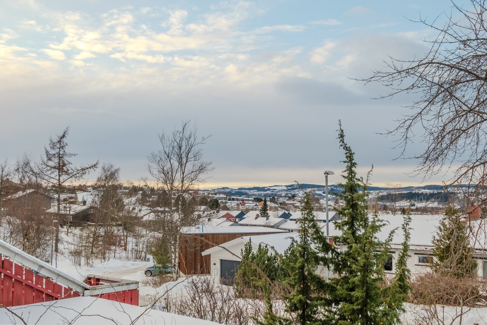 Fra stue og balkong har du en nydelig utsikt Galleribilde