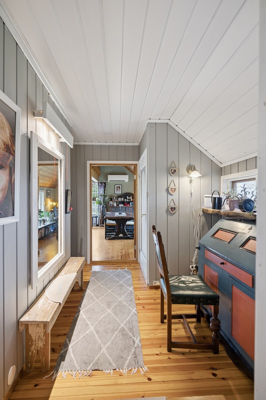 Fra kjøkken og inn mot stue Galleribilde