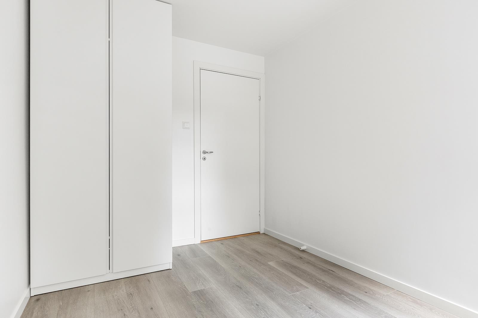 Skap medfølger Galleribilde