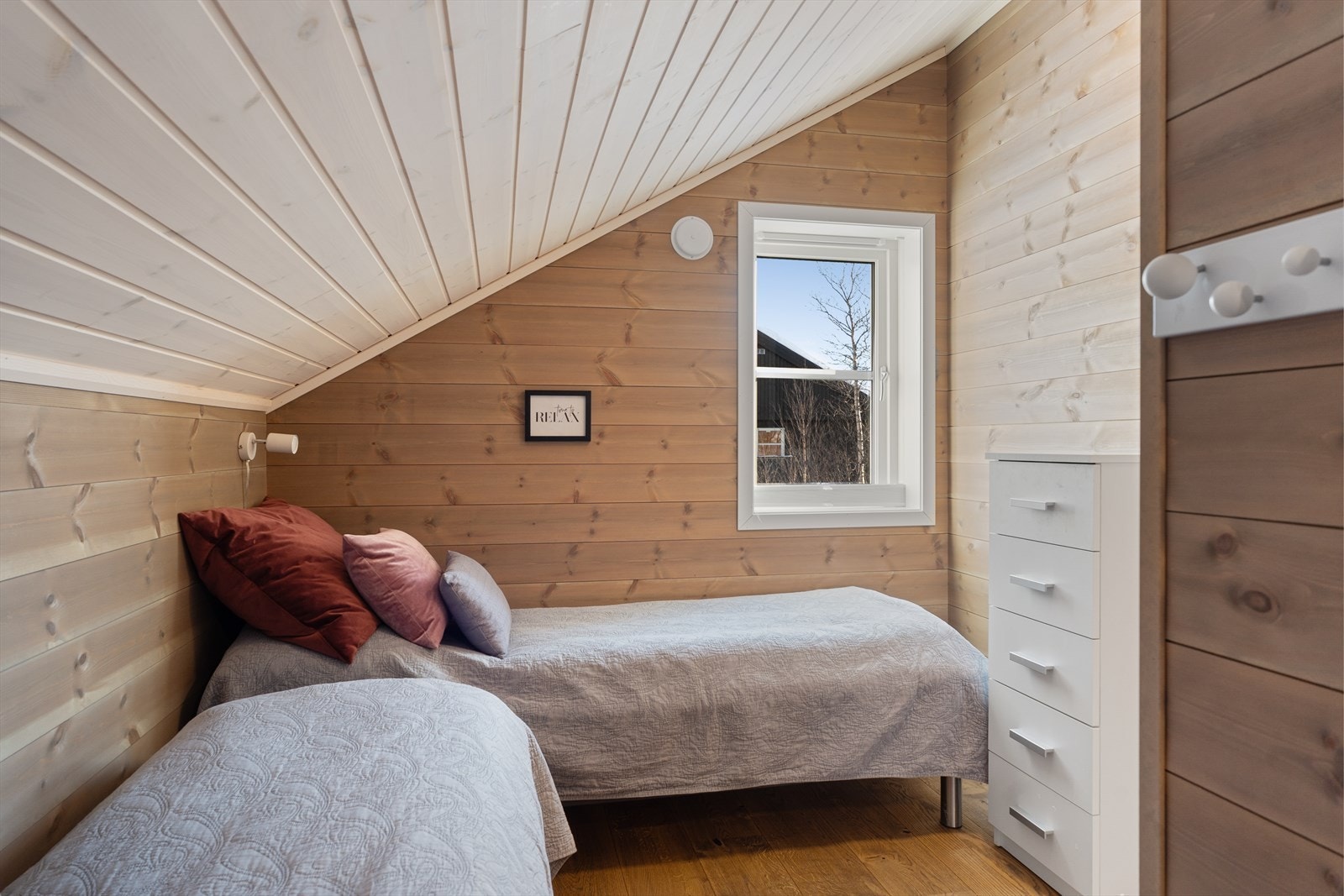 Soverom i loftsetasje. Galleribilde