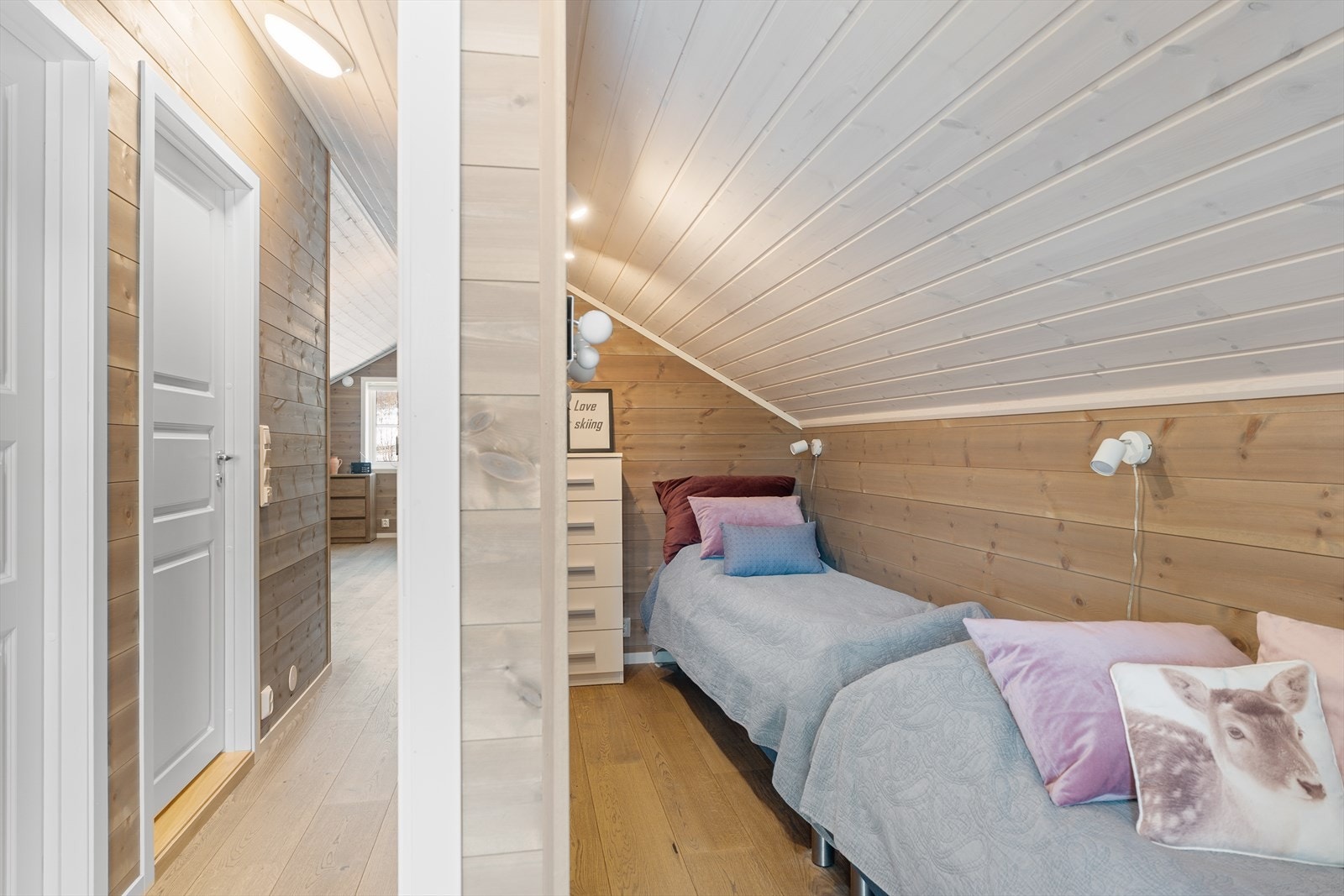 Soverom. Galleribilde