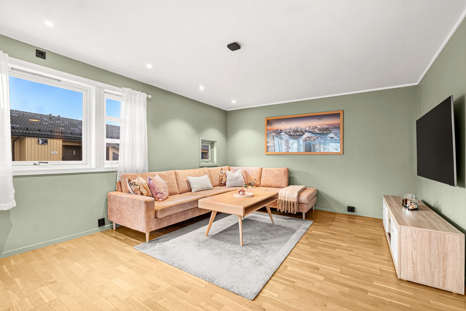 Flotte detaljer med downlight i tak. Galleribilde