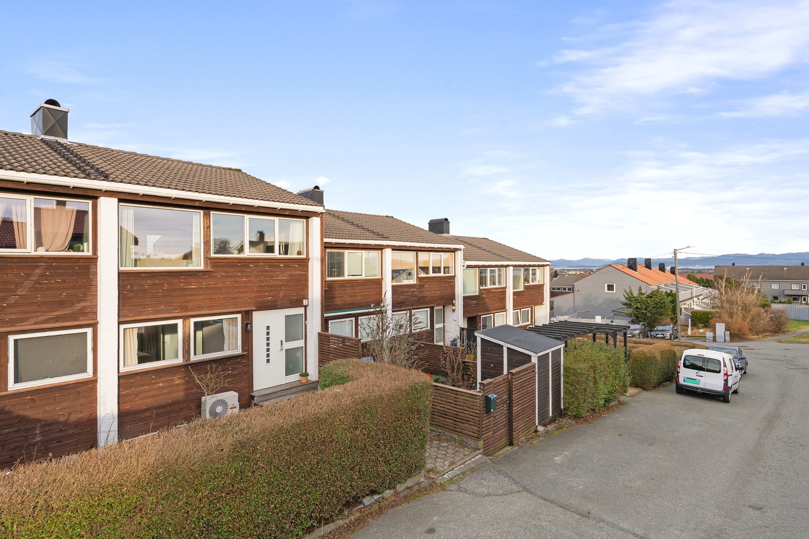 Inngangsparti. Galleribilde