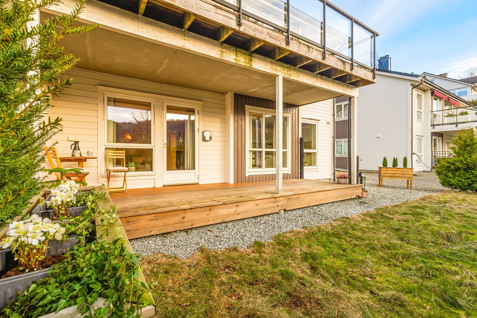 Her får man også et koselig hageparti, perfekt for ønsket beplanting Galleribilde