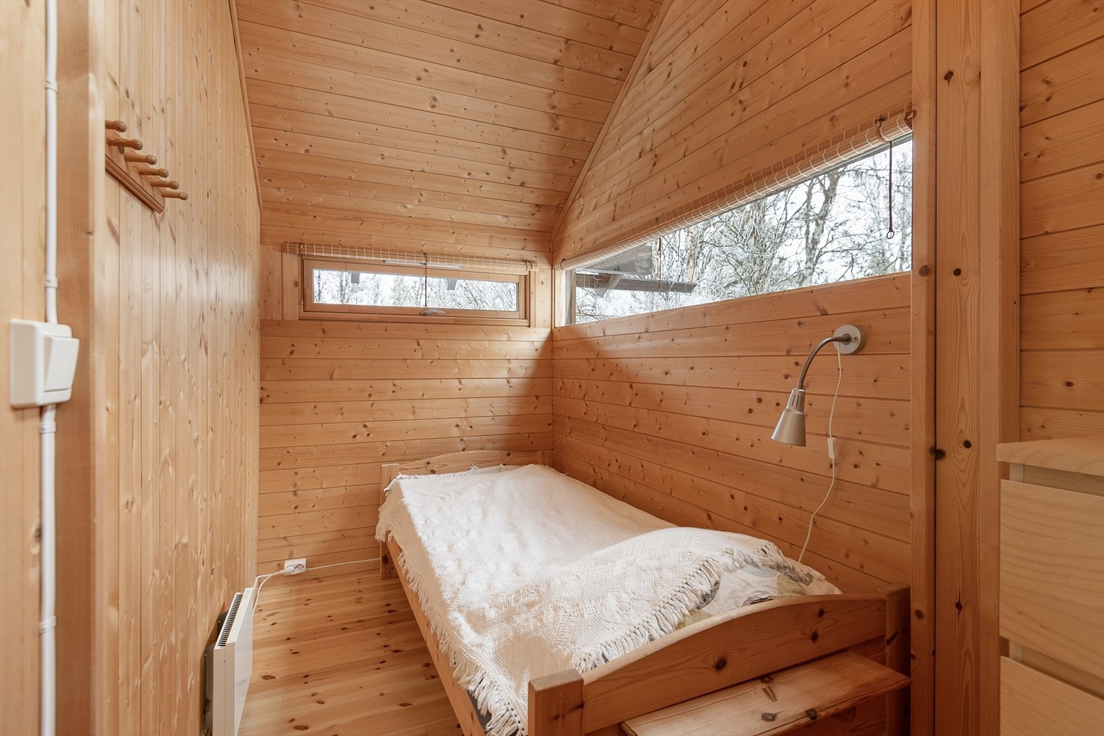 Soverommene ligger praktisk til med enkel adkomst fra mellomgang Galleribilde