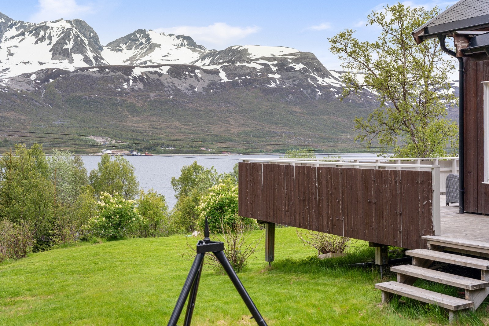 Det er ingenting å si på omgivelsene.