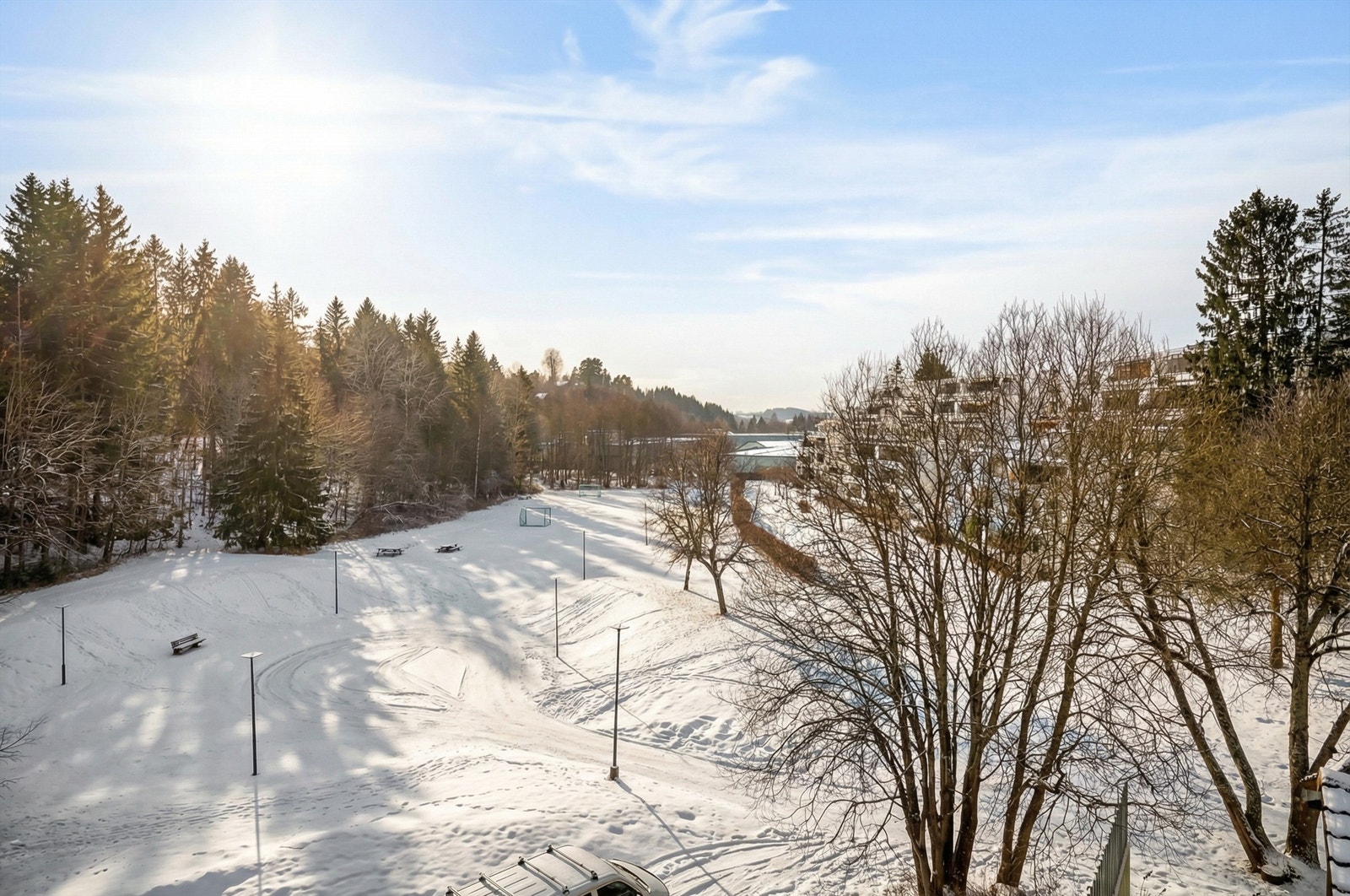 Rett utenfor døren finner du flotte friområder for lek og rekreasjon. Galleribilde