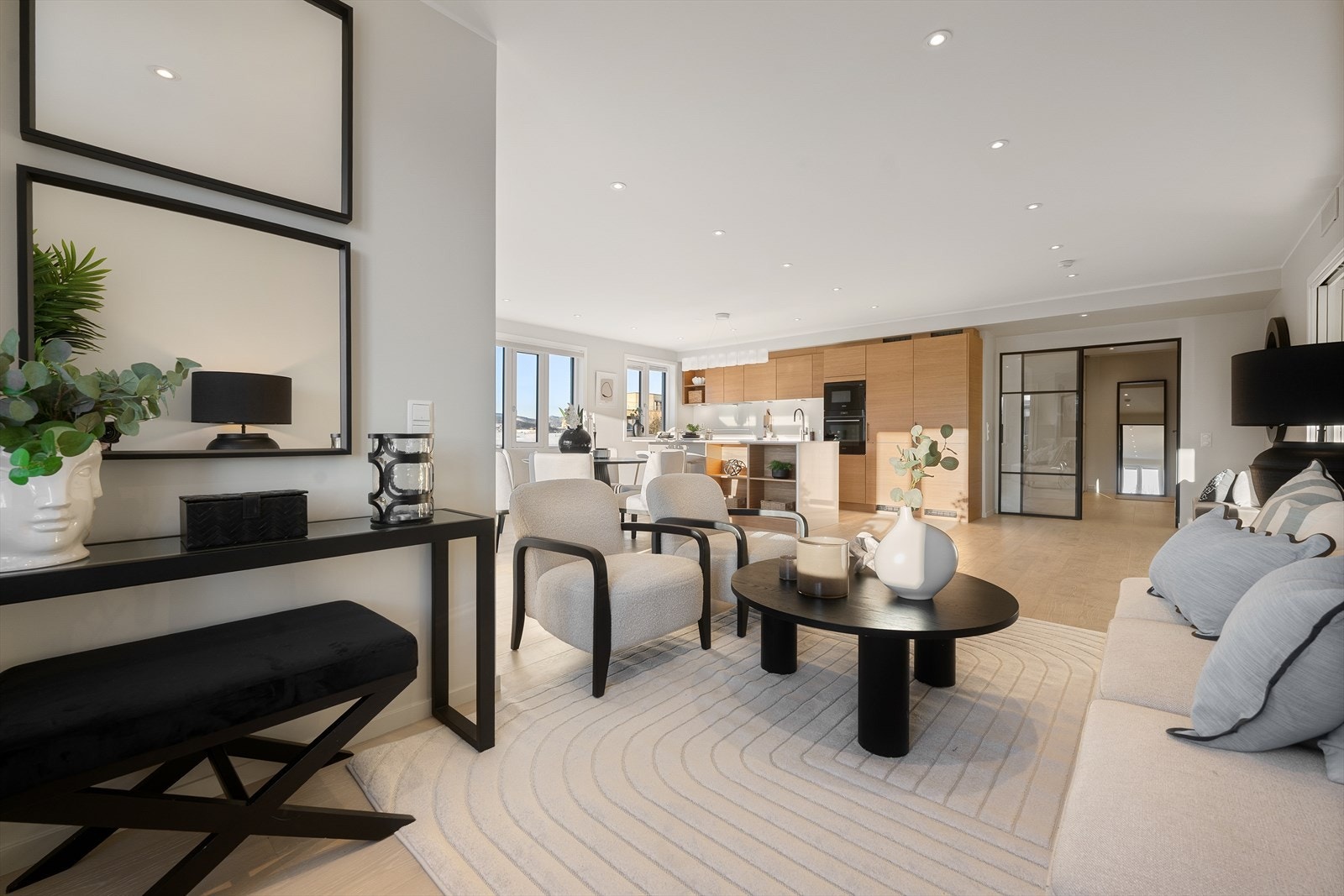 Lys og delikat stue Galleribilde