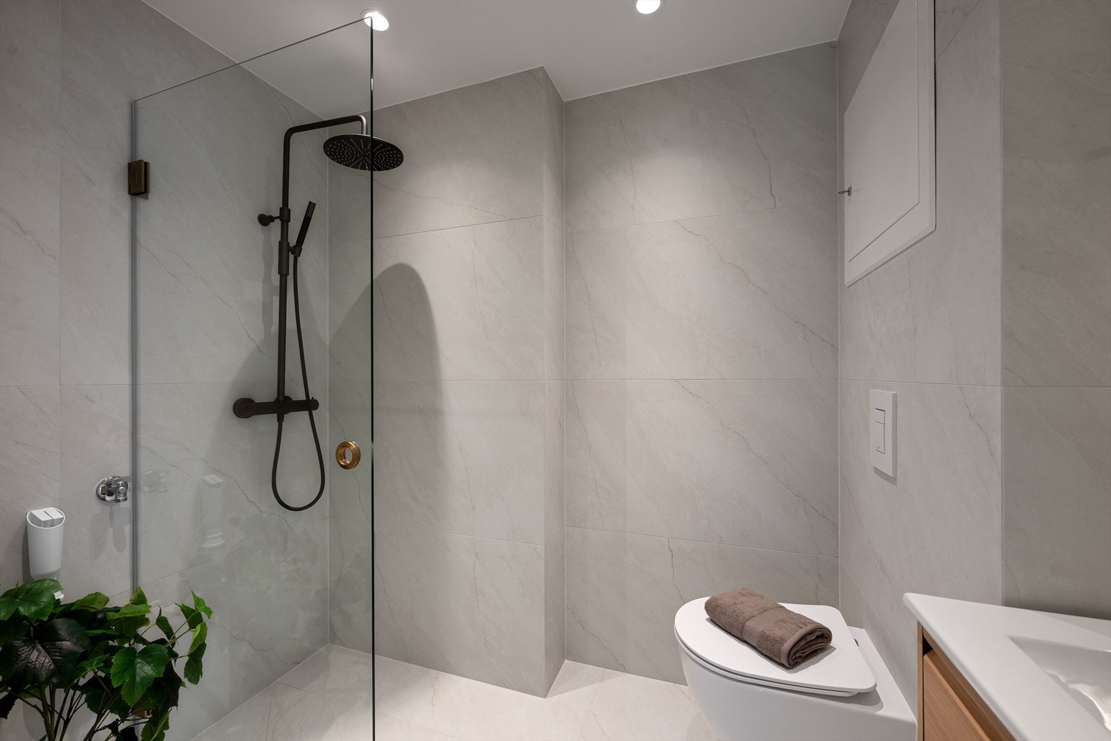 Bad 2 med armaturer fra Tapwell Galleribilde