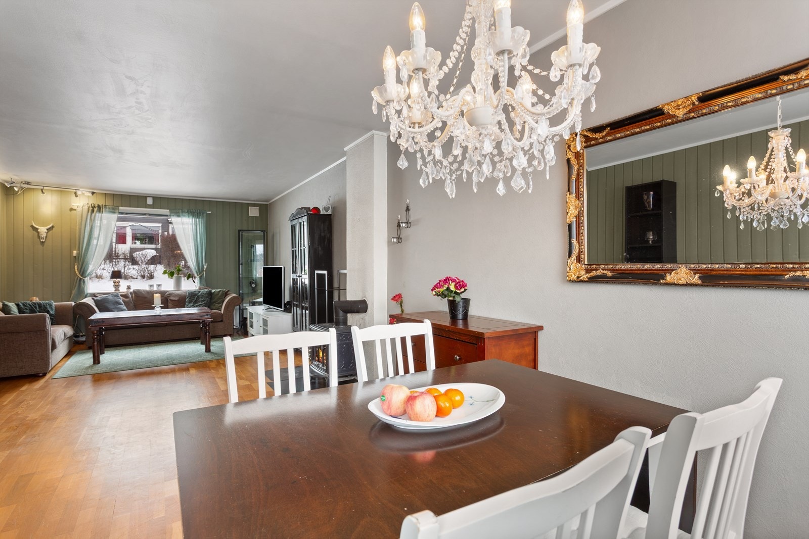 Pen stue Galleribilde