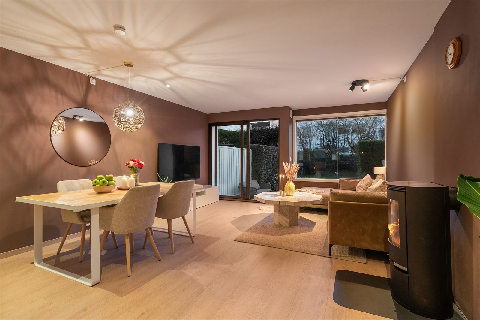 Boligen har blitt betydelig oppusset i perioden 2014-2016 og holder en moderne standard. Galleribilde