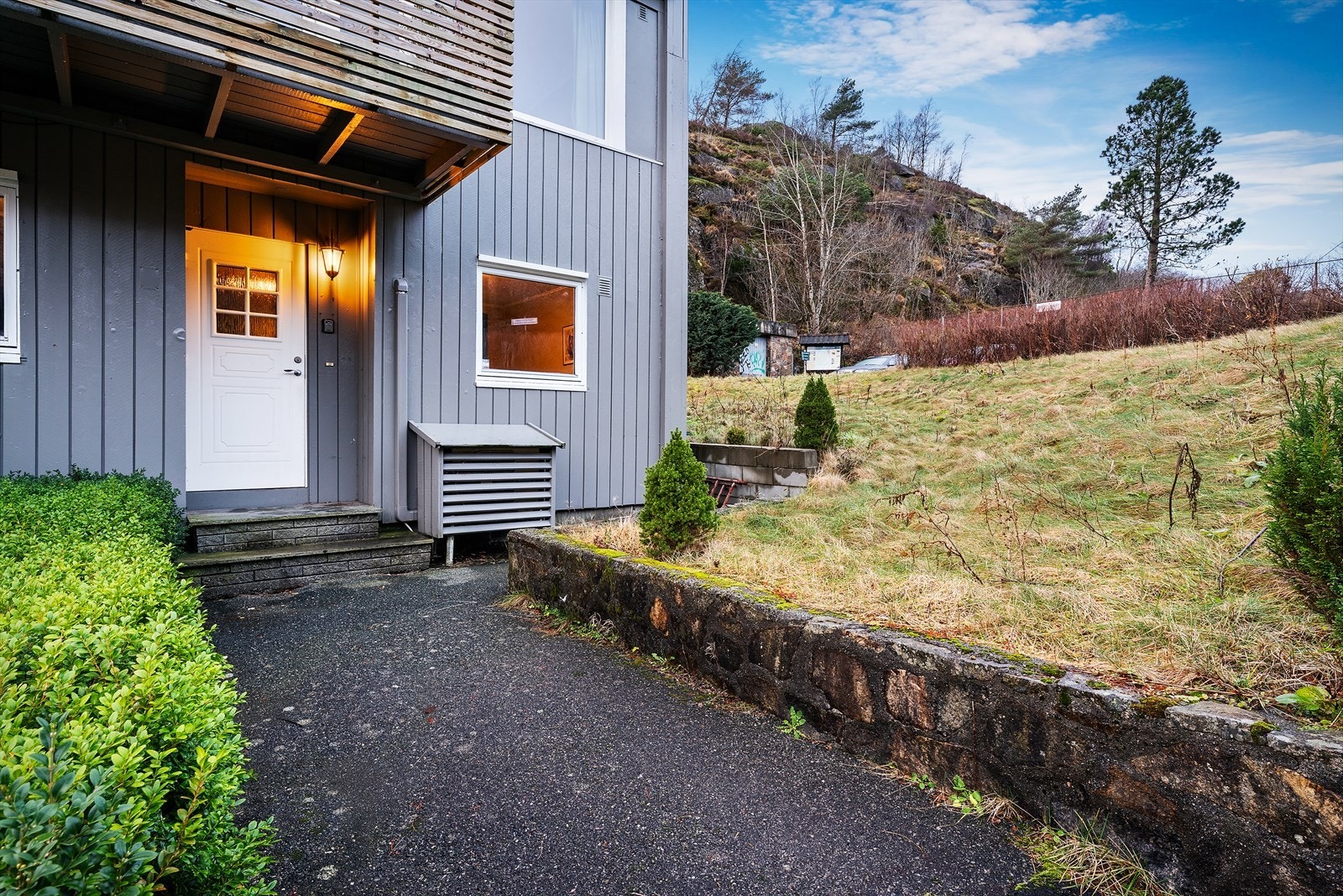 - Velkommen inn, husk visningspåmelding! - Galleribilde