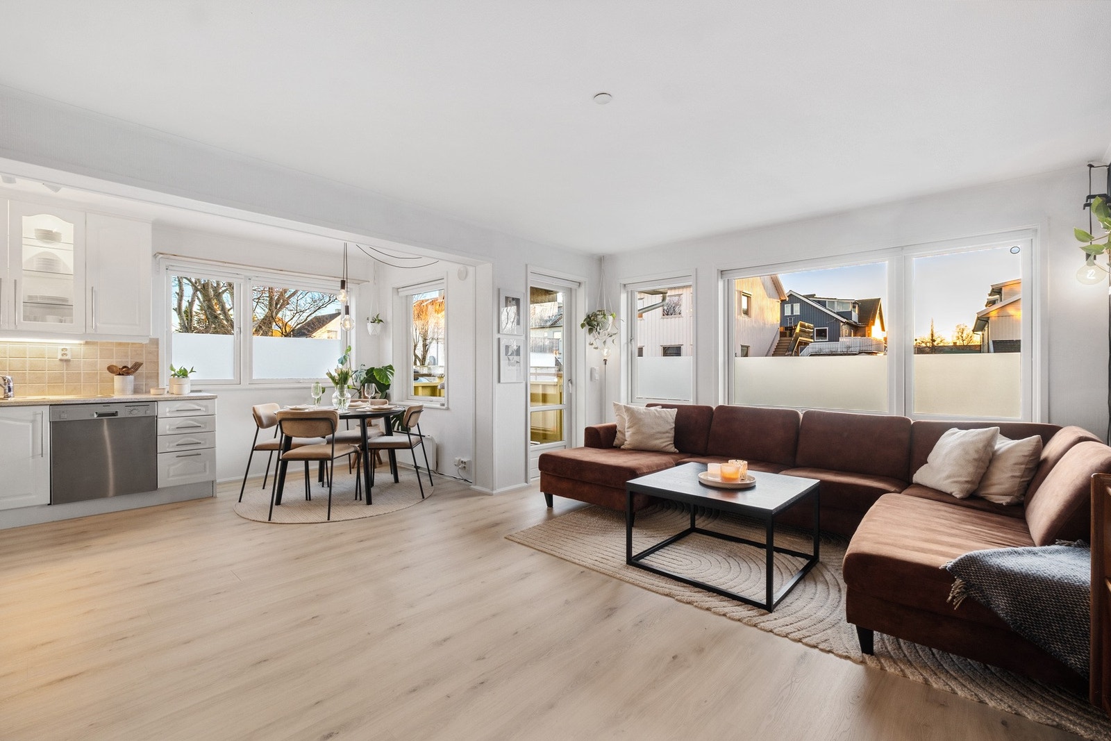 TV og internett er inkludert i felleskostnader Galleribilde