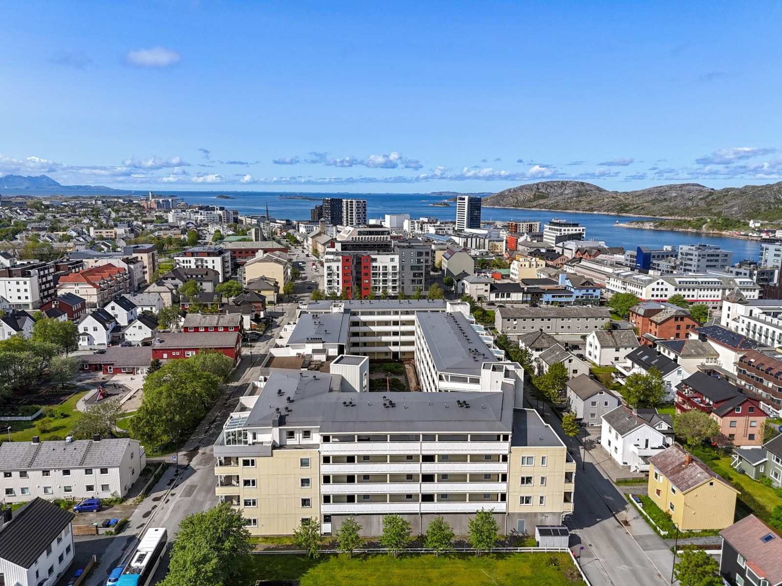 Svært sentral beliggenhet med gangavstand til det aller meste! Galleribilde
