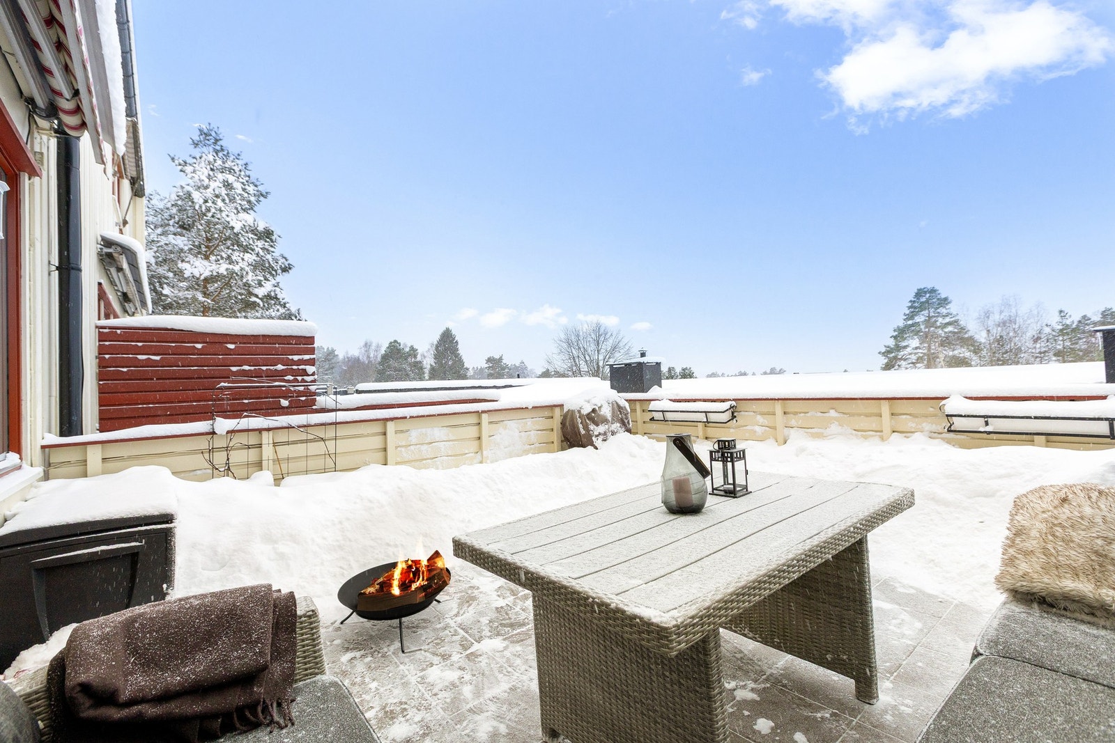 Vestvendt terrasse Galleribilde