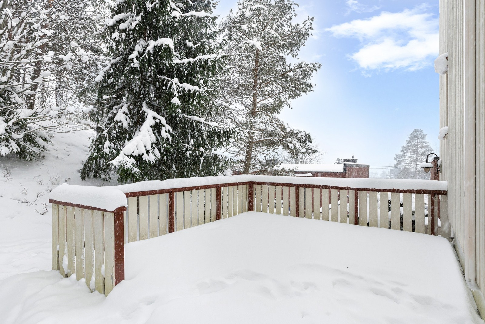 Felles terrasse ved enden av rekkehusene Galleribilde
