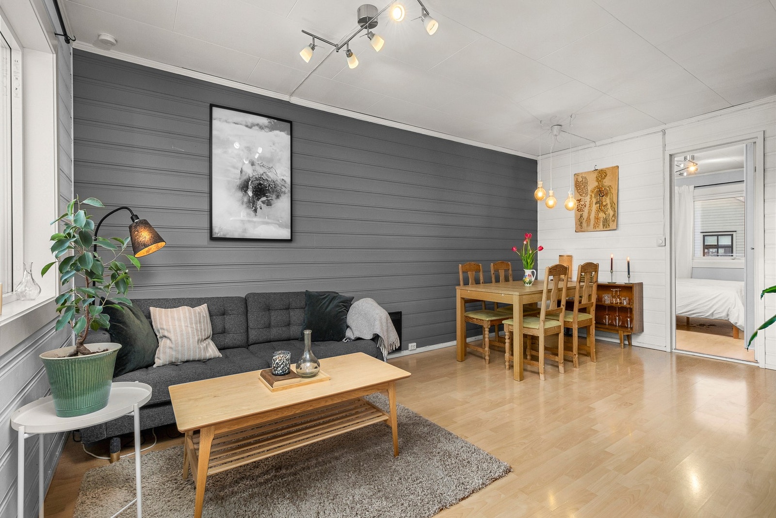 Velkommen til Klæbuveien 201C, presentert av Johannes Tømmerås! Galleribilde