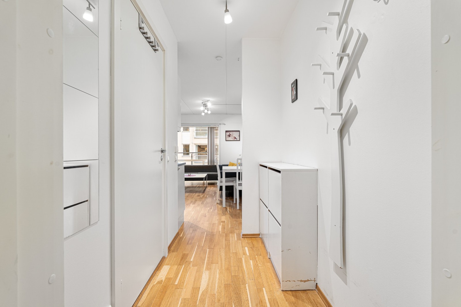 Entré. Galleribilde