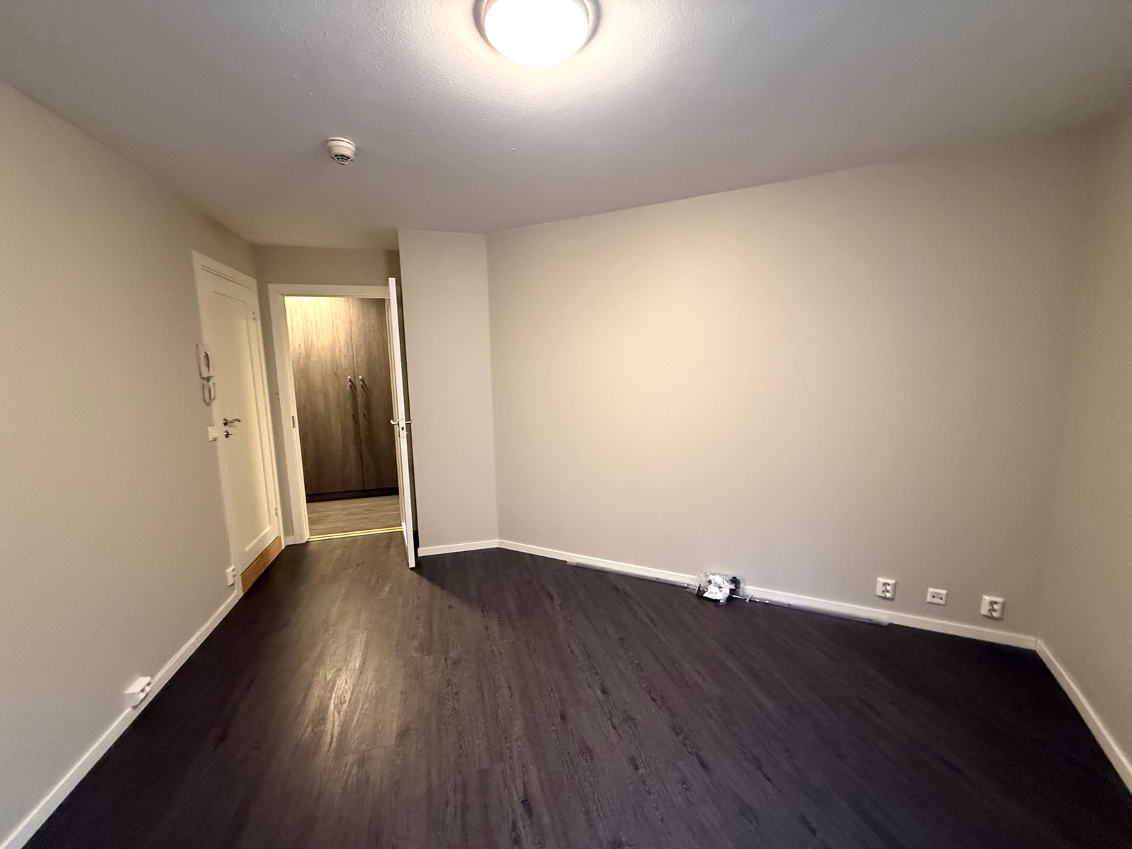 Romslig Soverom. Galleribilde