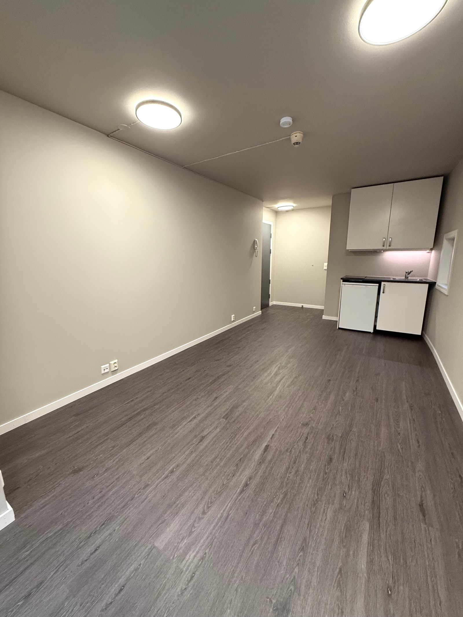 Soverom/stue Galleribilde