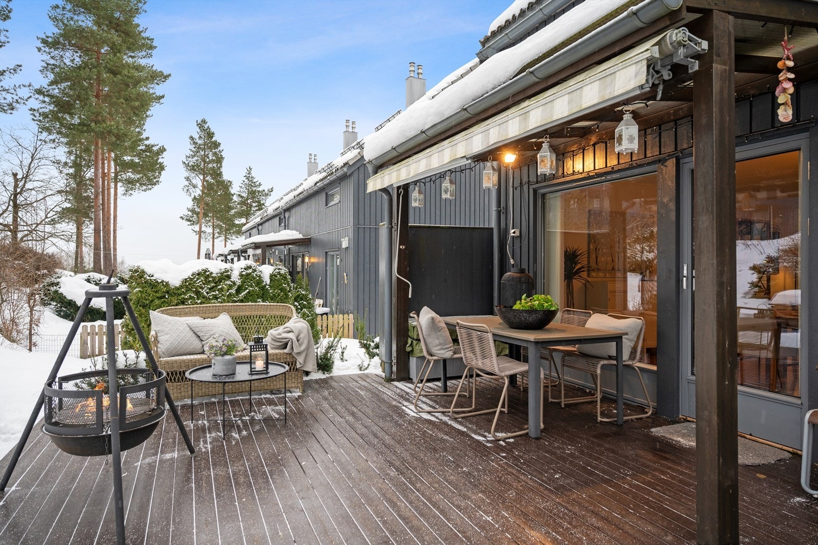 Terrassen blir en forlengelse av boligen store deler av året. Galleribilde