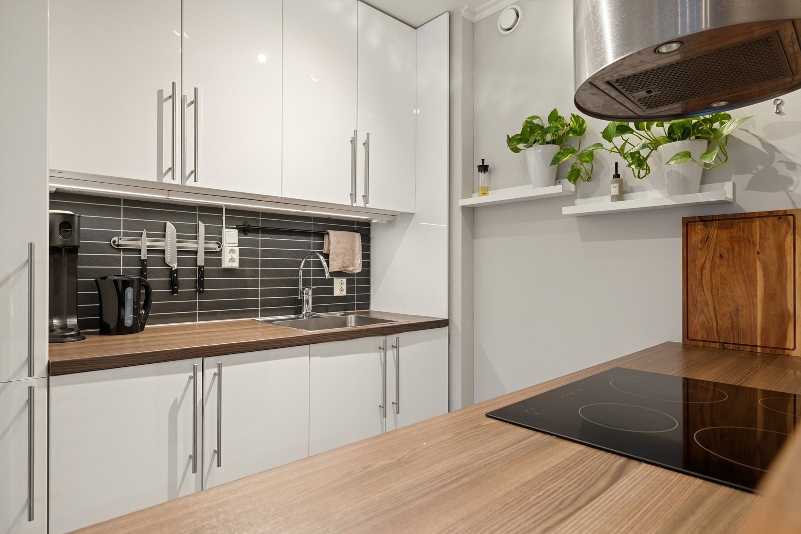 Integrert stekeovn og platetopp Galleribilde